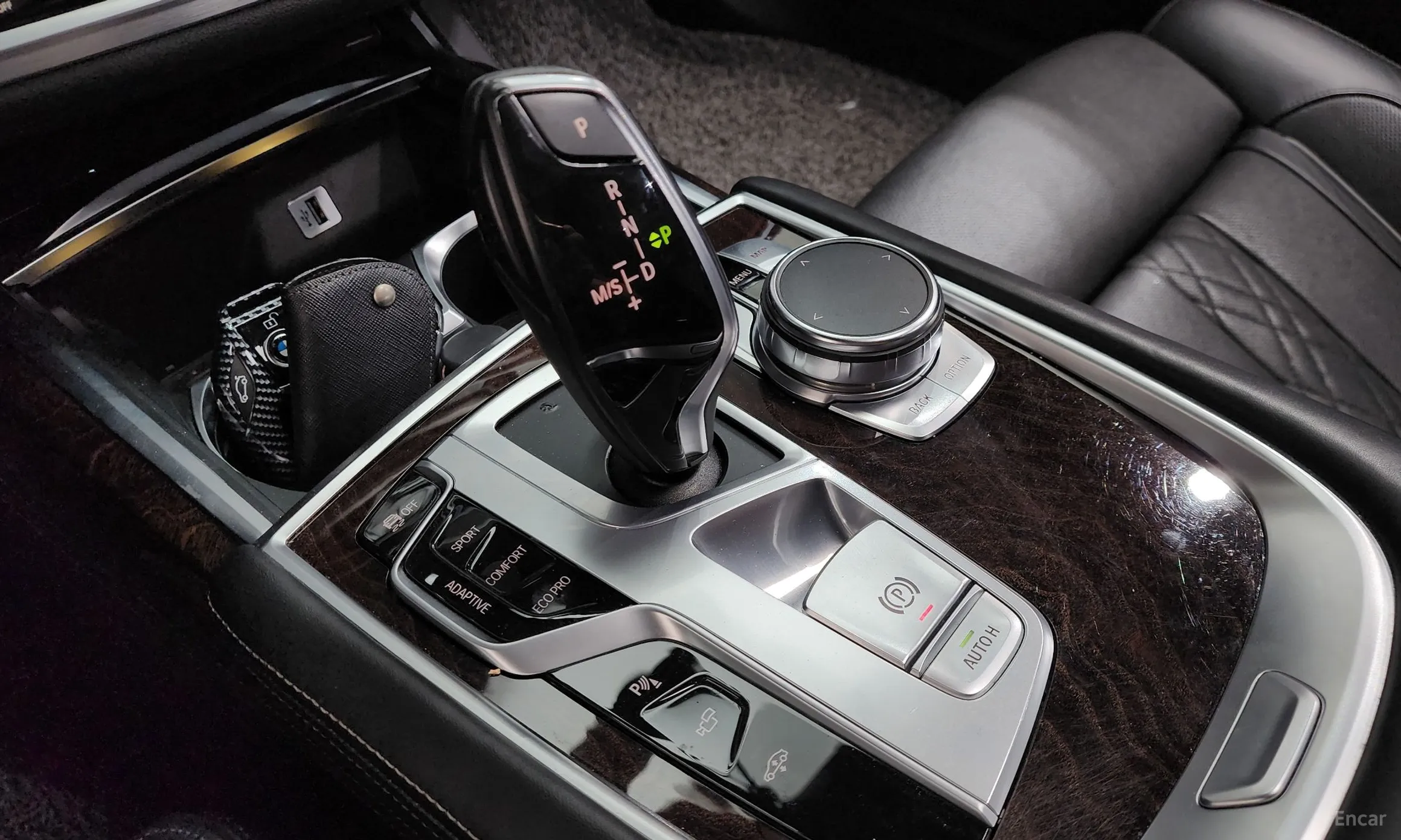 BMW 7 Series (G11) превью 9