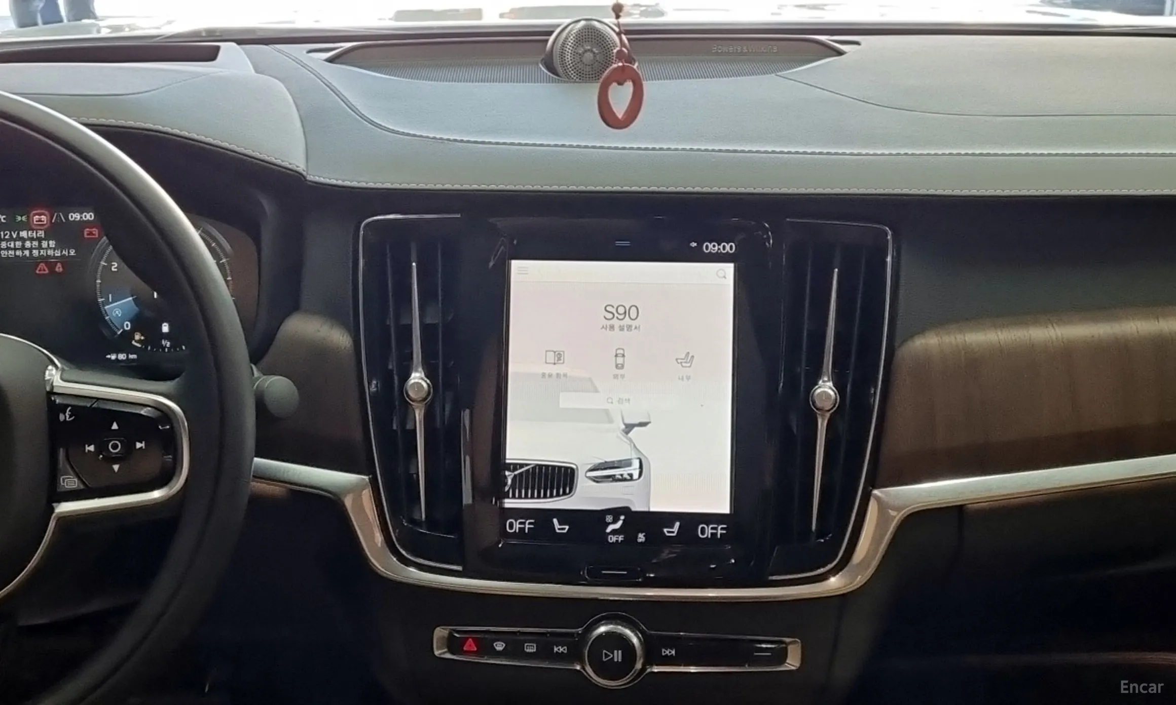 Volvo S90 превью 14