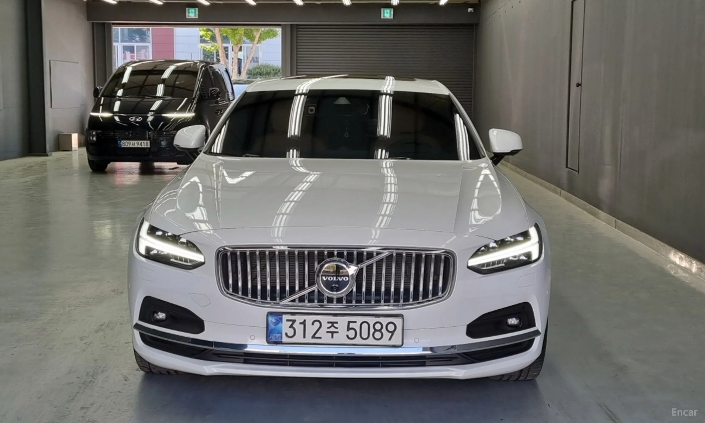 Volvo S90 превью 3
