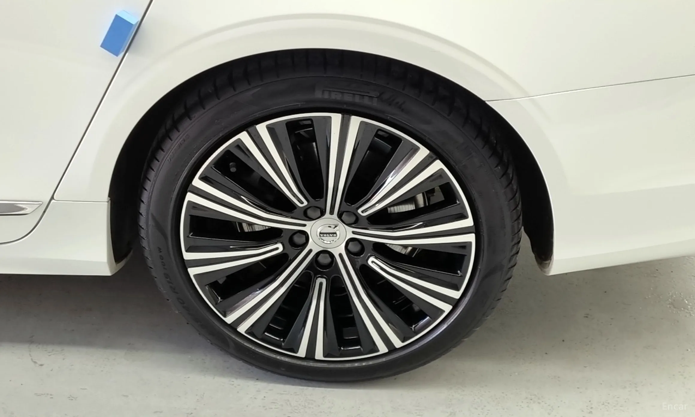 Volvo S90 превью 5