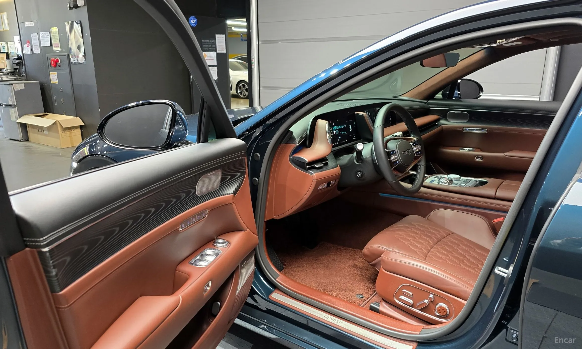 Genesis G90 (RS4) превью 10