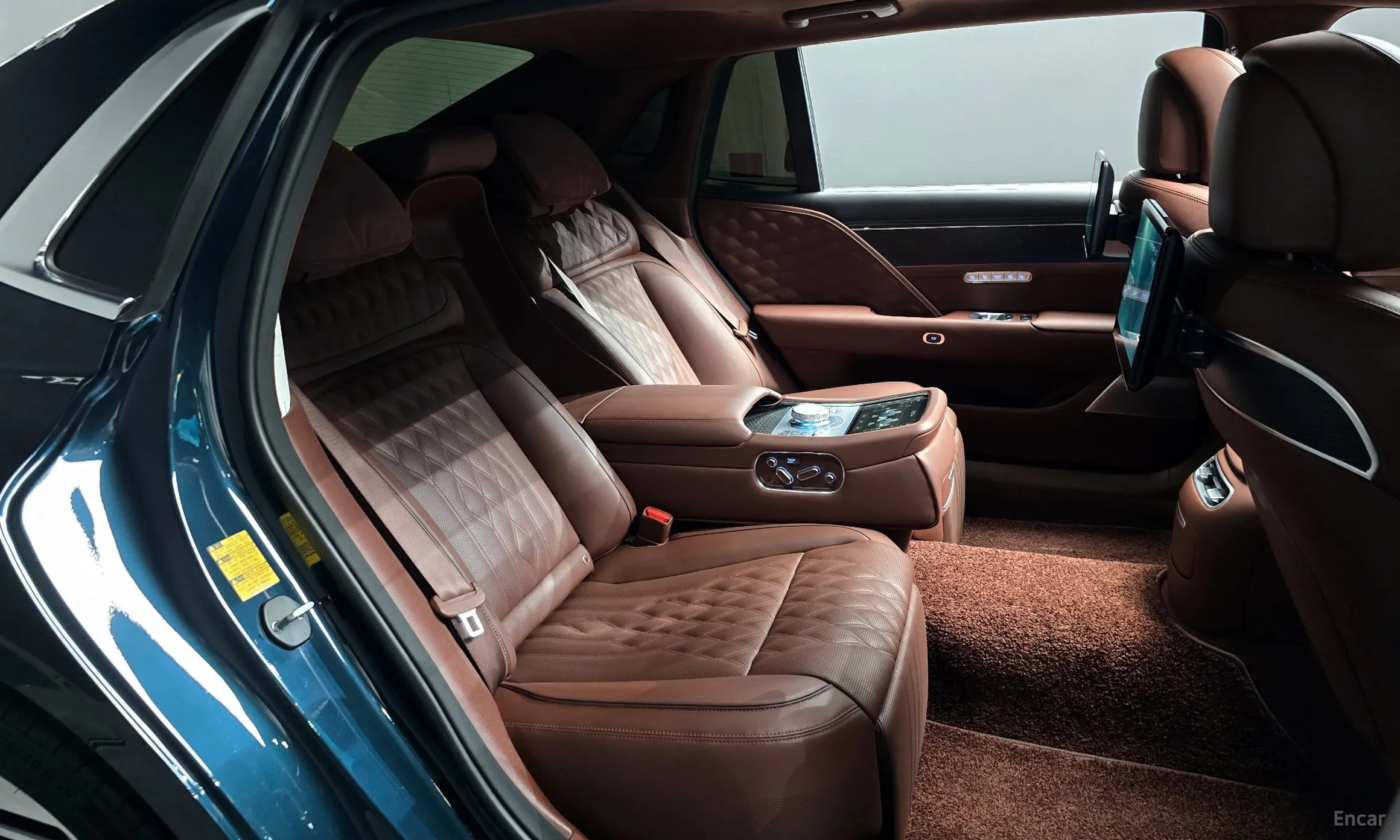 Genesis G90 (RS4) превью 11
