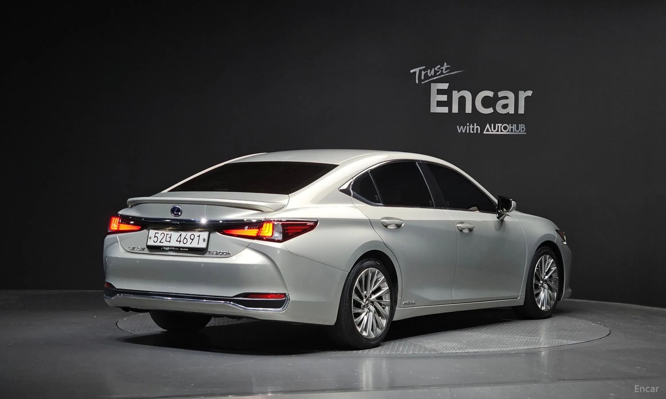 Lexus ES300h 7th Generation превью 2
