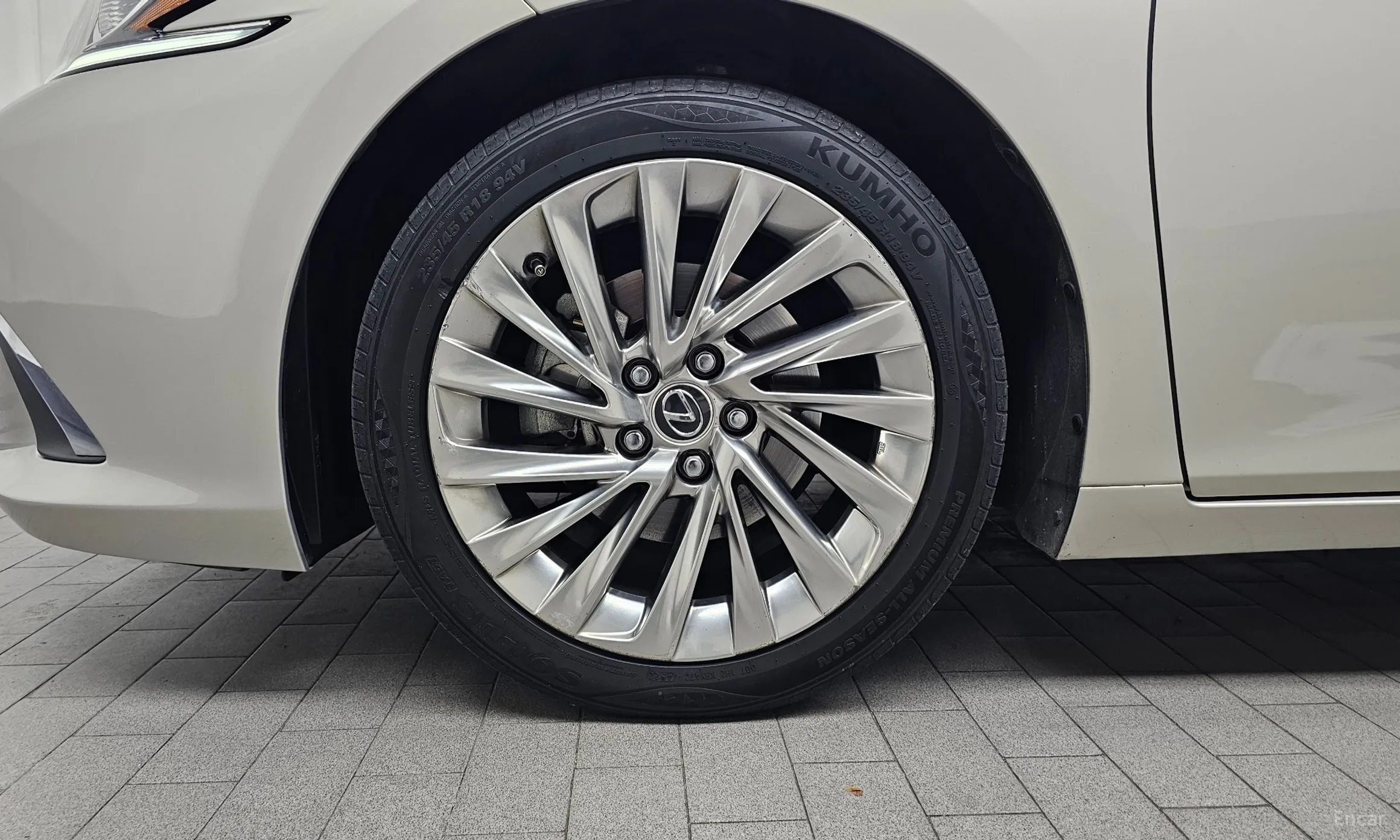 Lexus ES300h 7th Generation превью 5