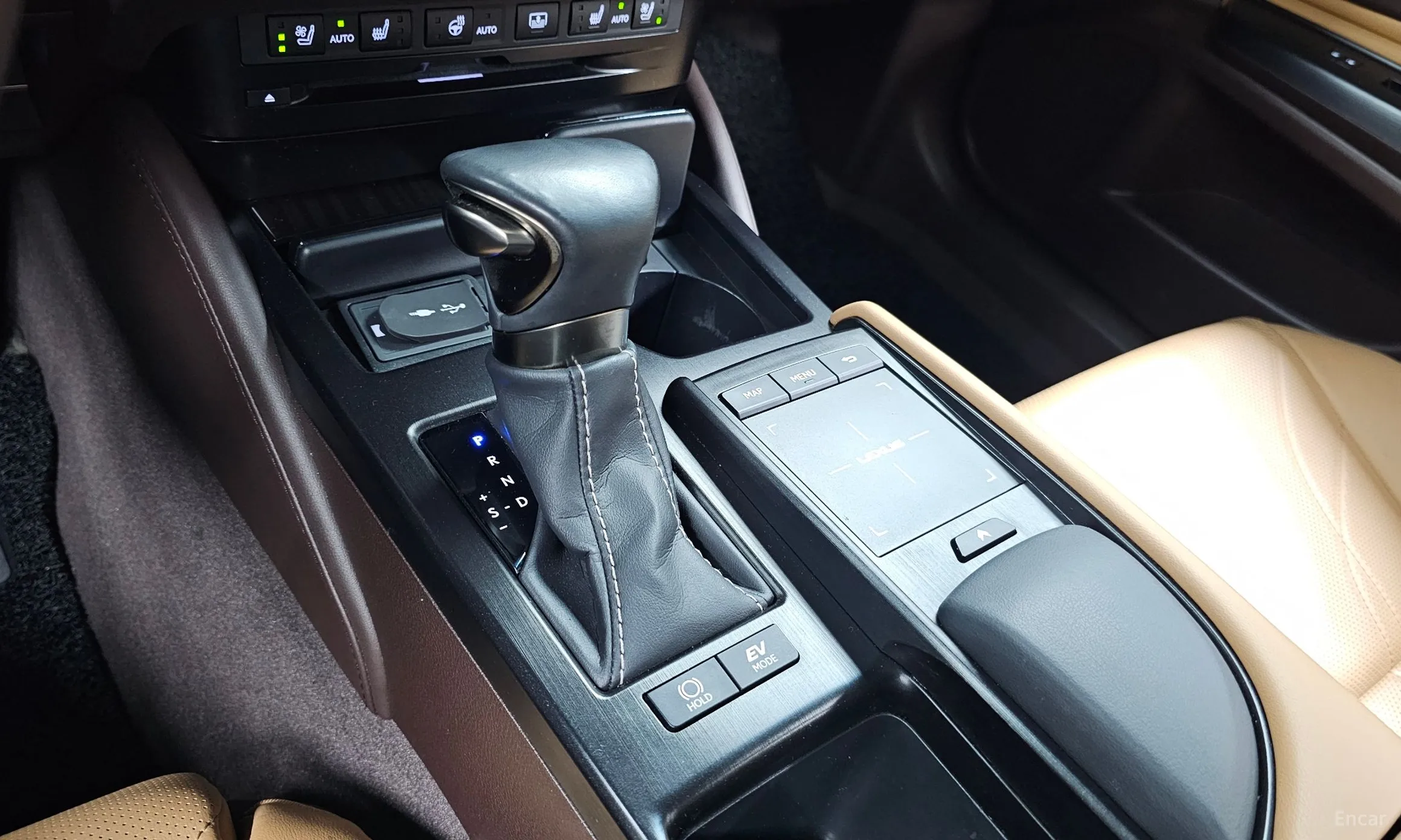 Lexus ES300h 7th Generation превью 9