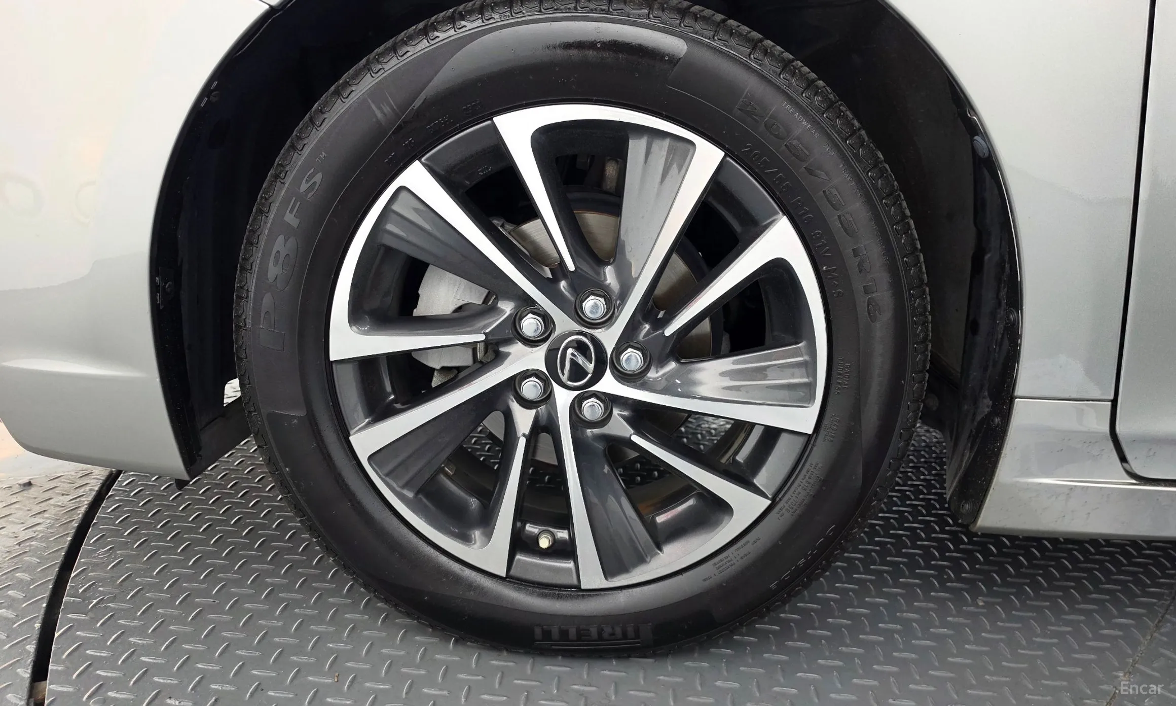 Lexus CT200h превью 5