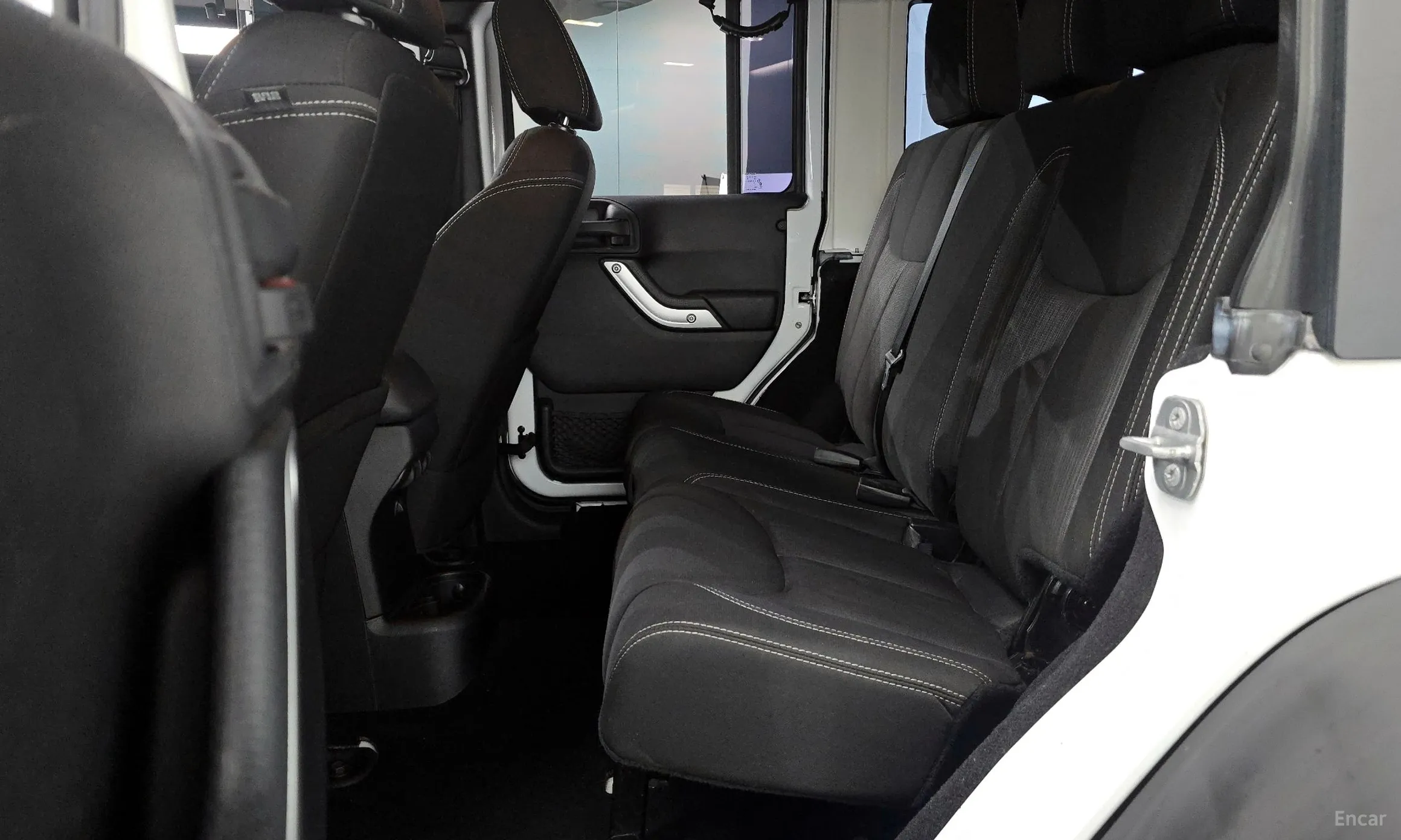 Jeep Wrangler (JK) превью 12