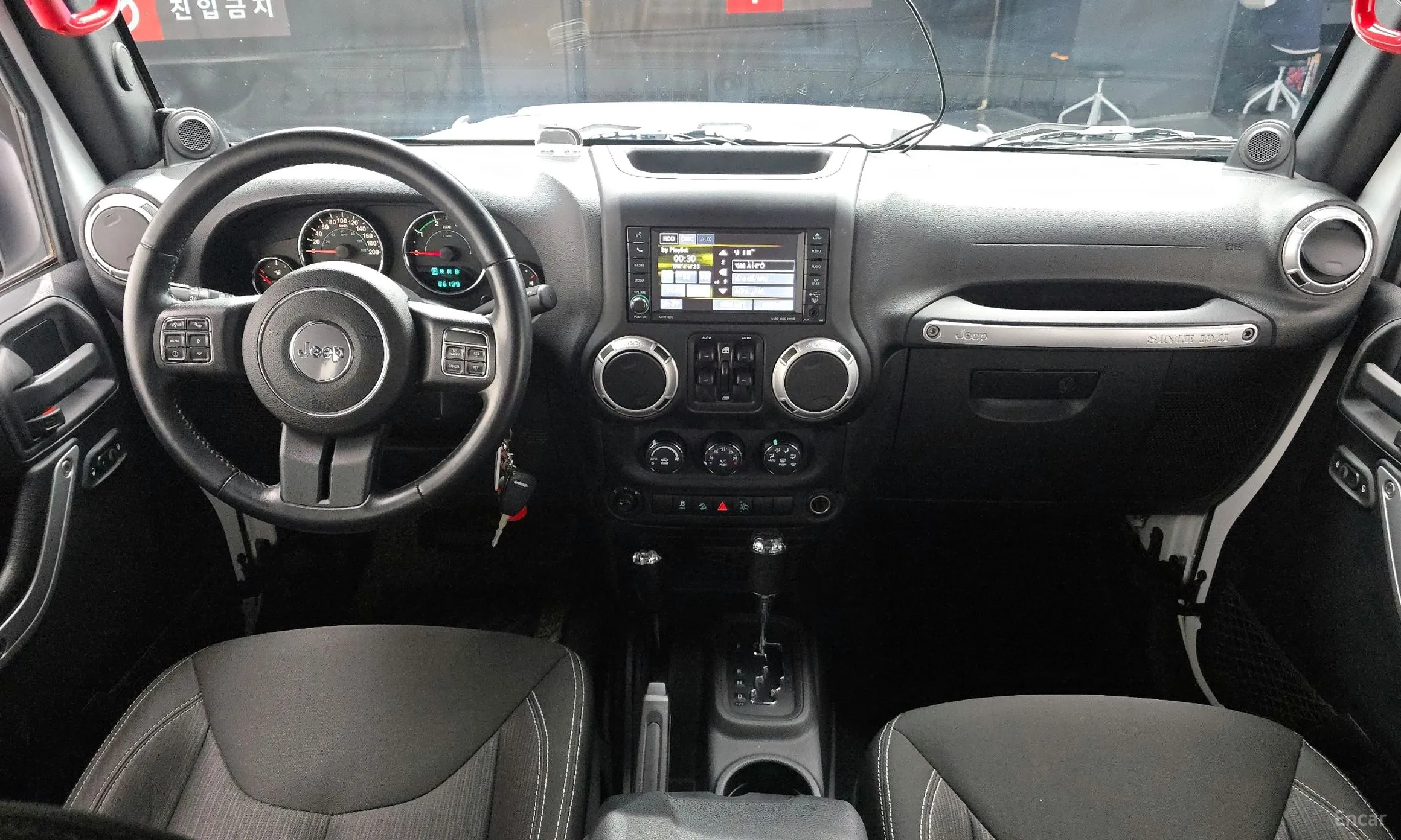 Jeep Wrangler (JK) превью 7