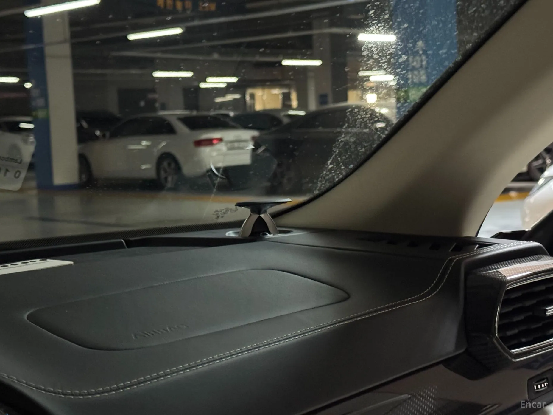 Lamborghini Urus превью 4