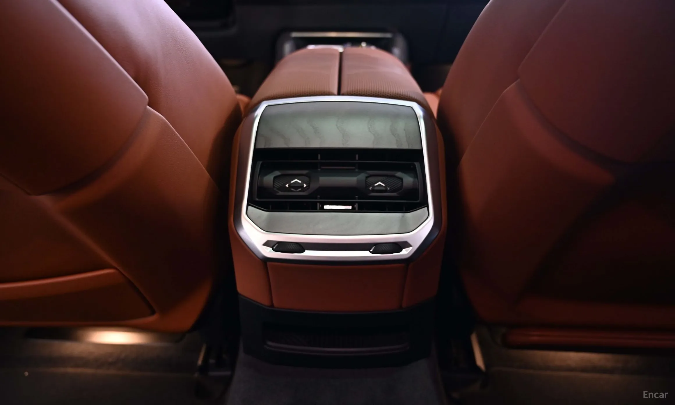 BMW 7 Series (G70) превью 17