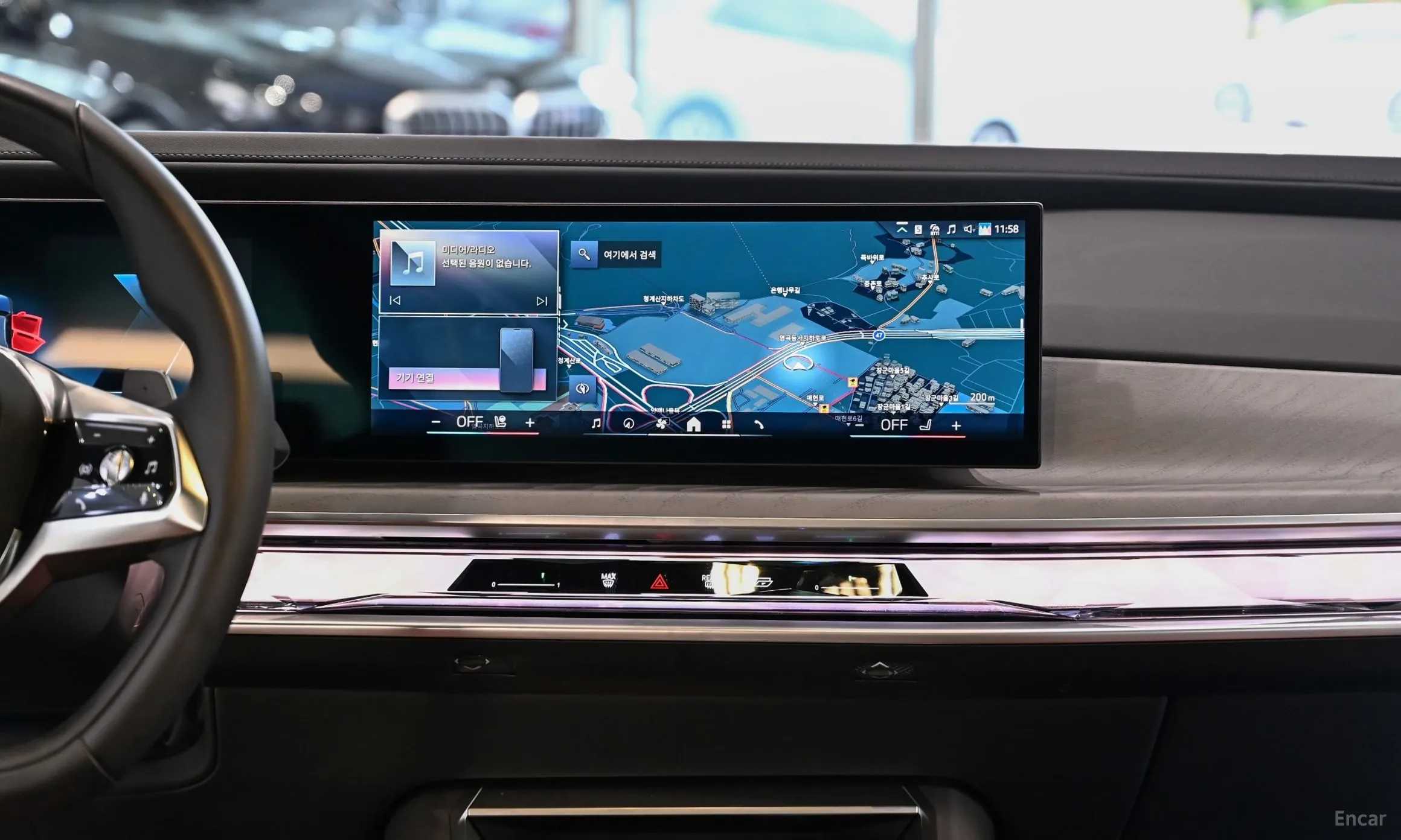 BMW 7 Series (G70) превью 18