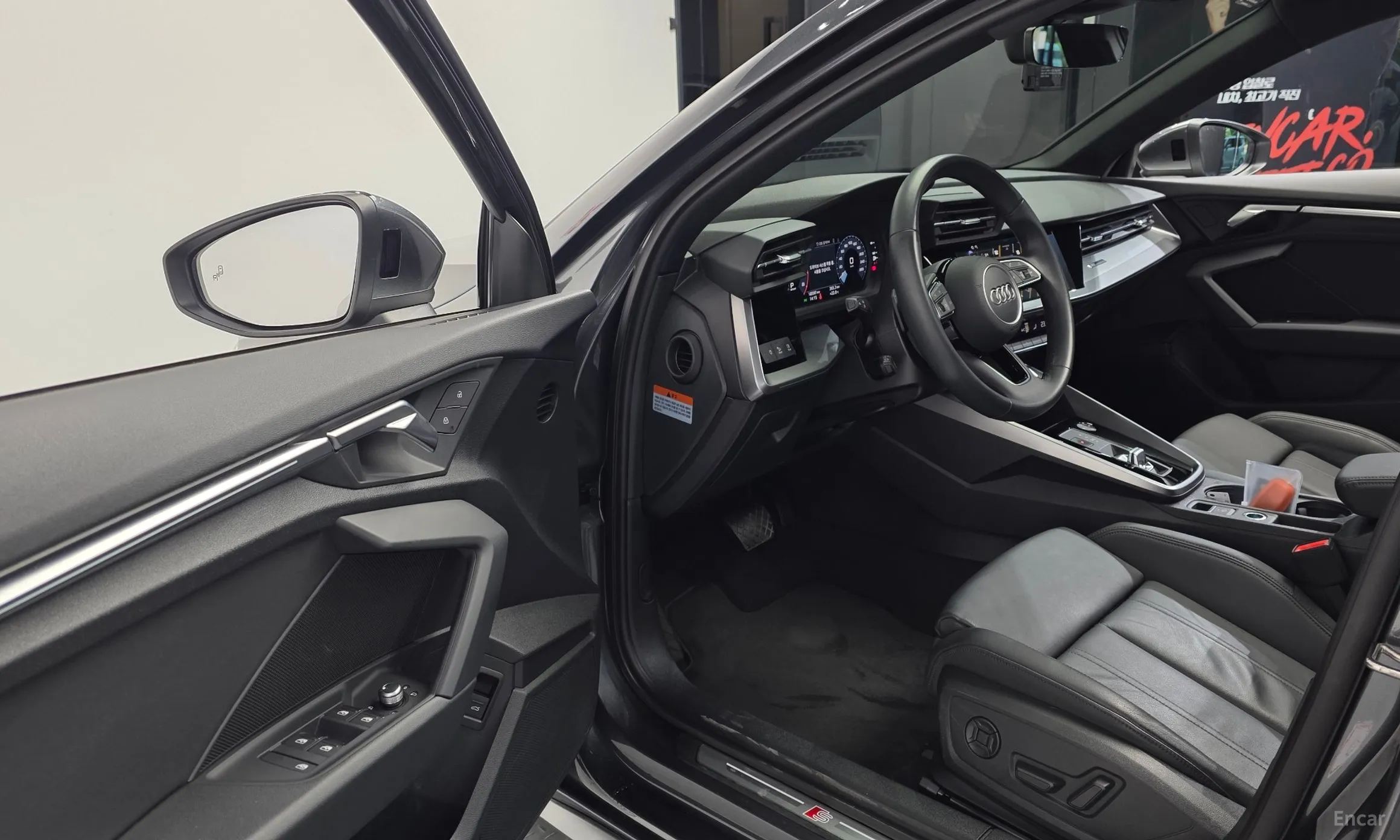 Audi A3 (8Y) превью 10