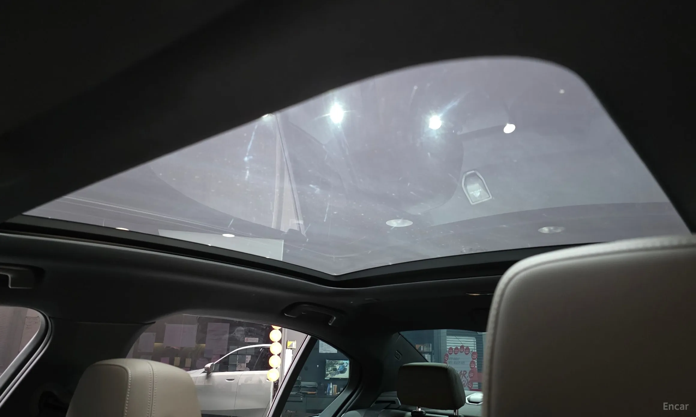 BMW 5 Series (G60) превью 18
