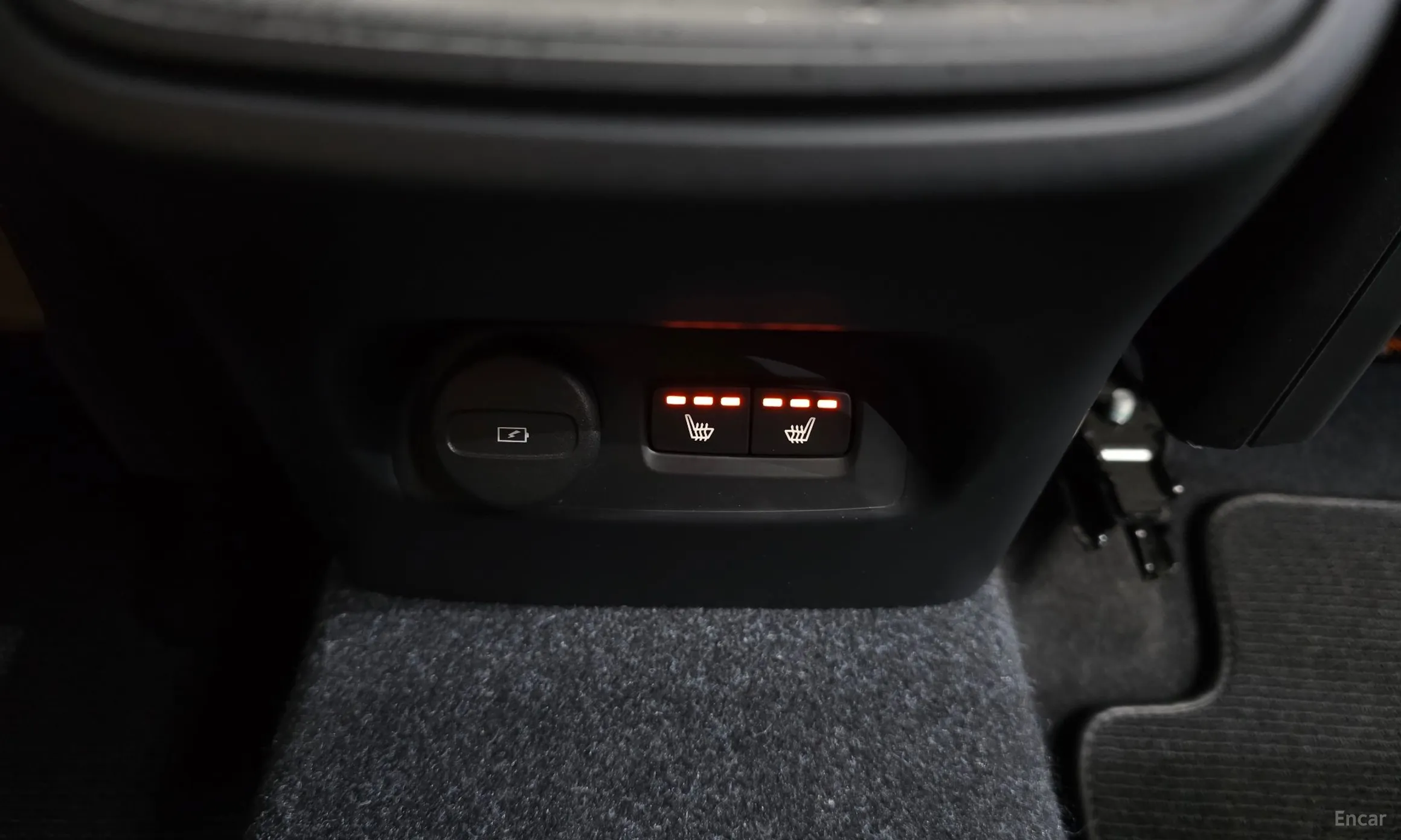 Volvo XC40 превью 18