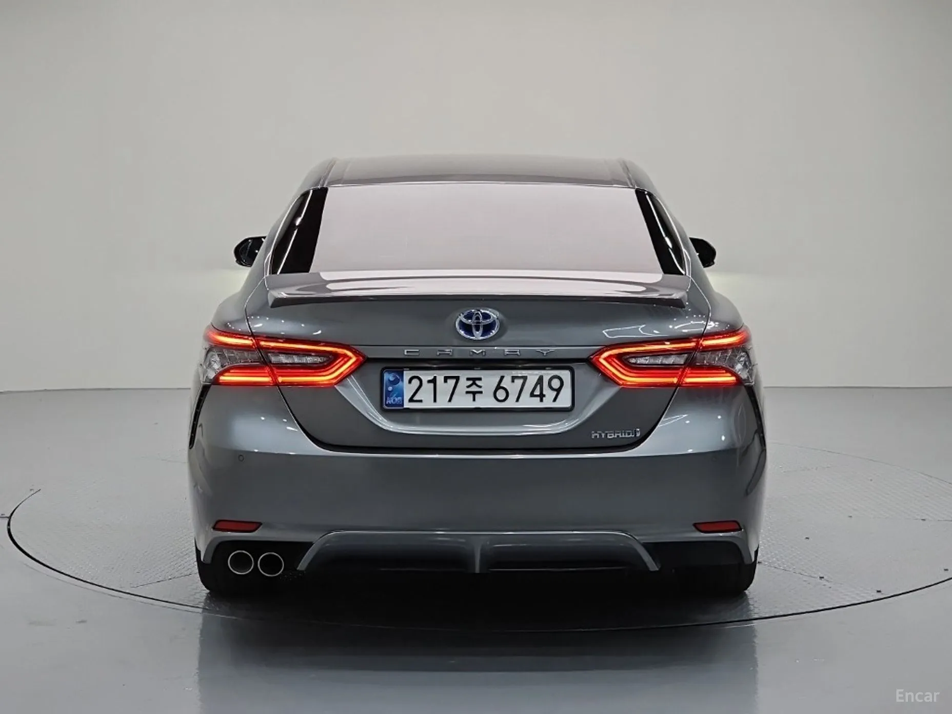 Toyota Camry (XV70) превью 3