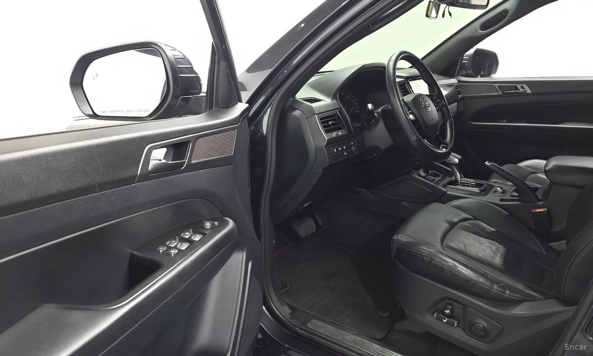 KG Mobility (SsangYong) Rexton Sports Khan превью 10