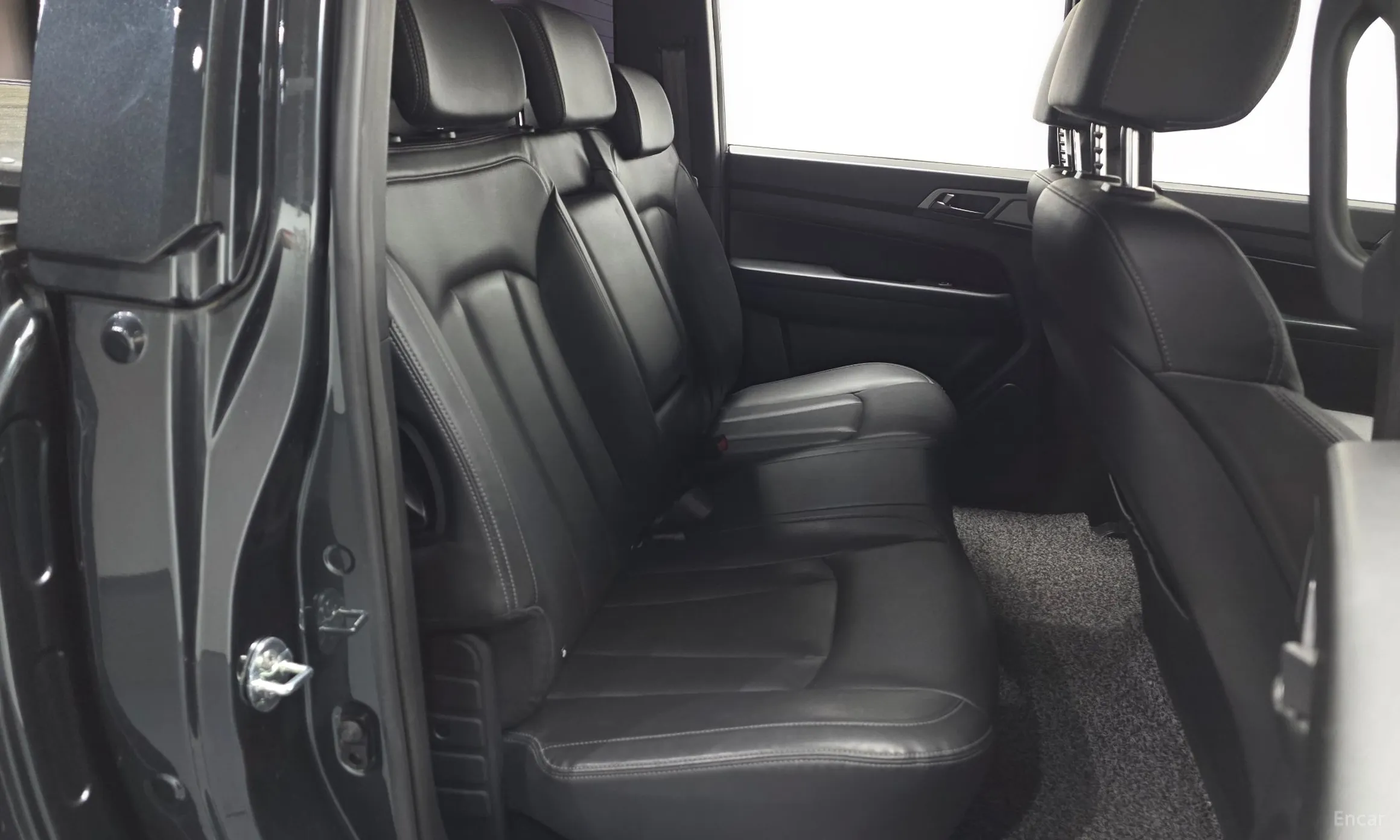 KG Mobility (SsangYong) Rexton Sports Khan превью 11