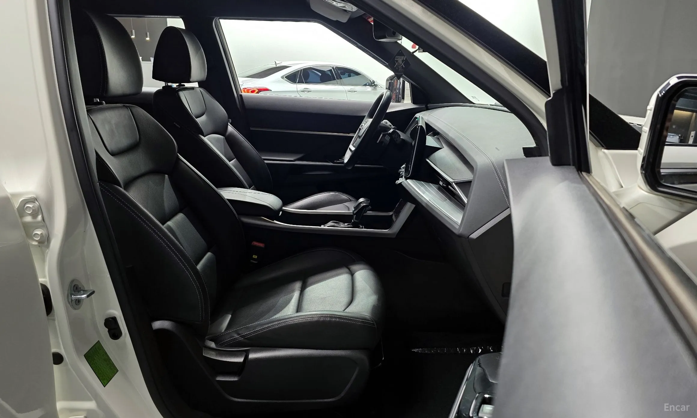 KG Mobility (SsangYong) Torres превью 11
