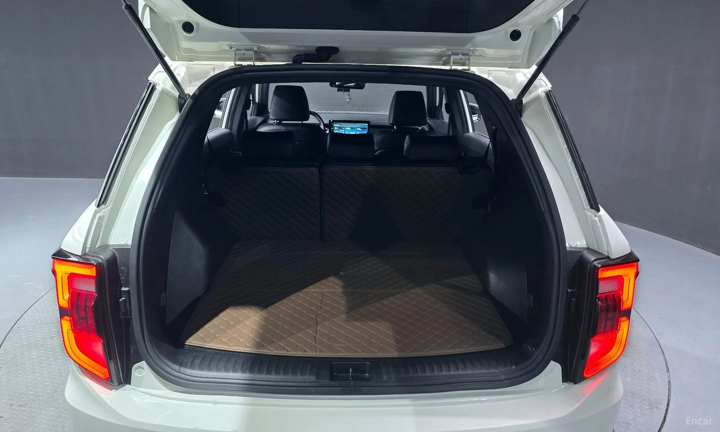 KG Mobility (SsangYong) Torres превью 20