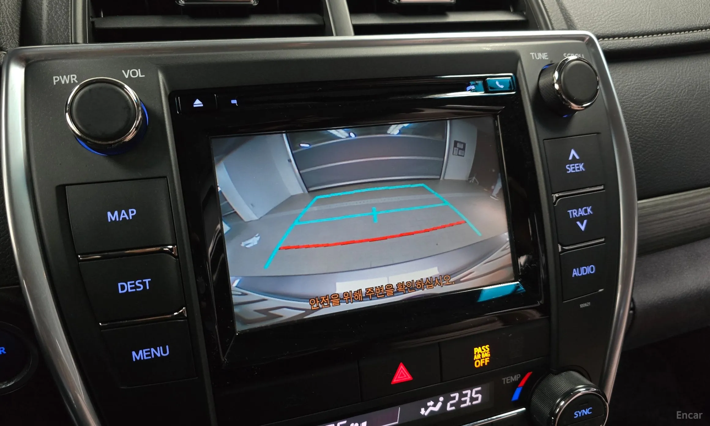 Toyota New Camry превью 15