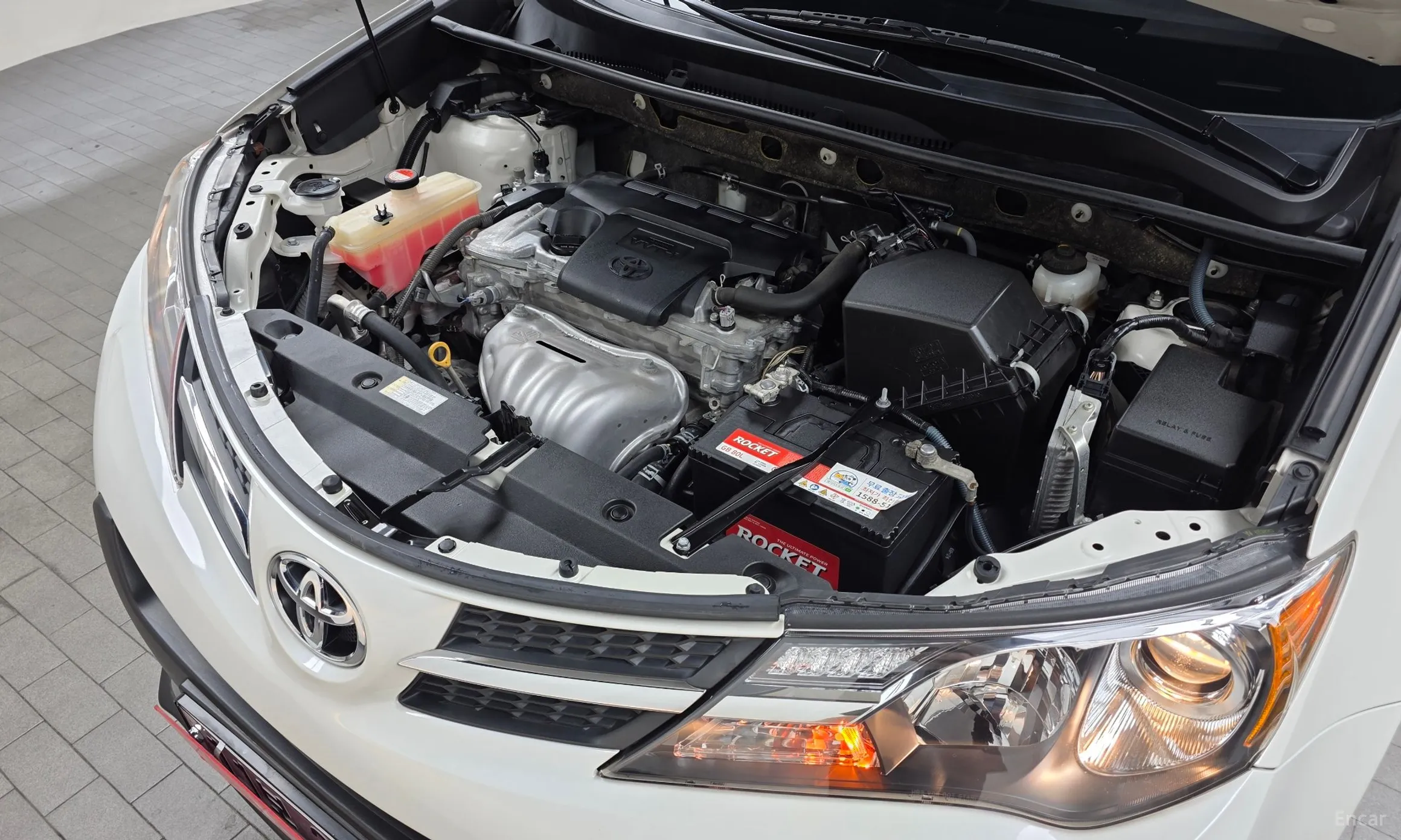 Toyota RAV4 превью 6