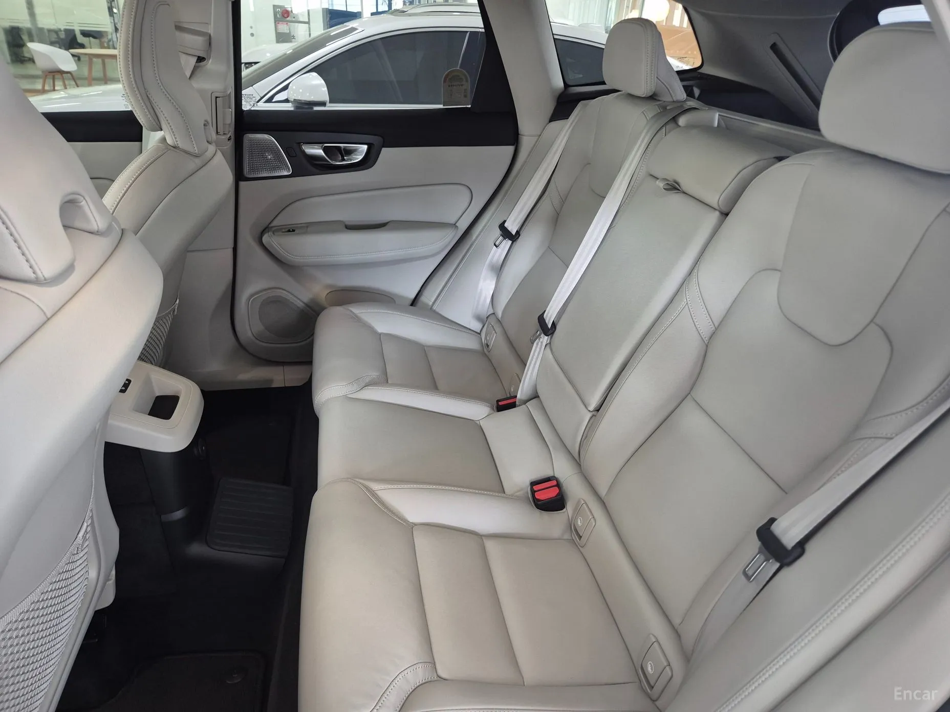 Volvo XC60 Gen 2 превью 11