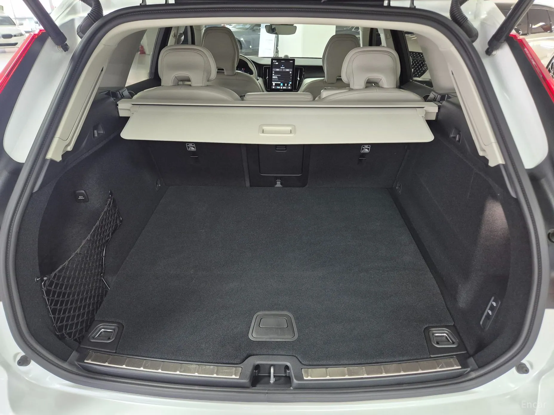 Volvo XC60 Gen 2 превью 16