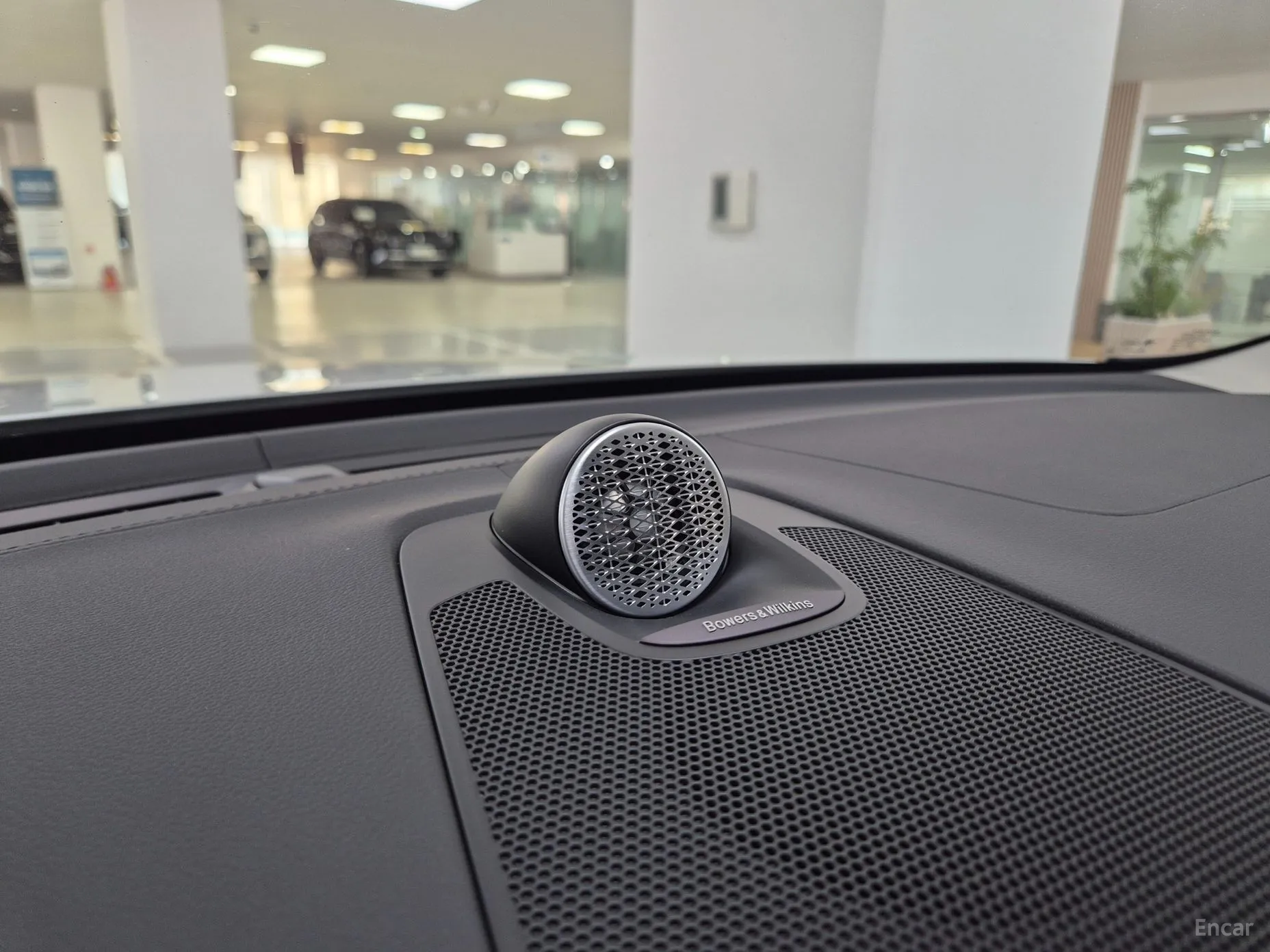 Volvo XC60 Gen 2 превью 18