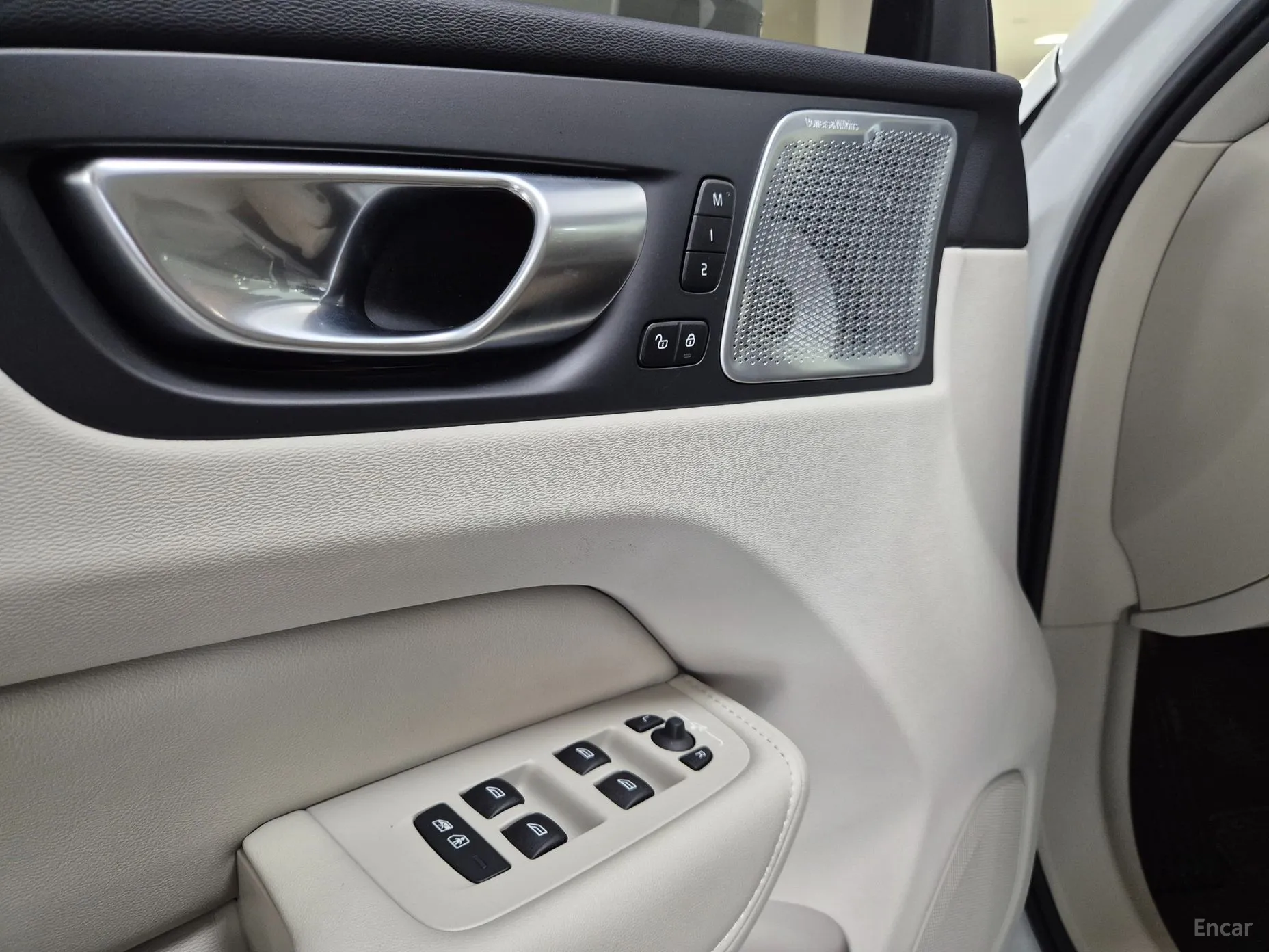 Volvo XC60 Gen 2 превью 19