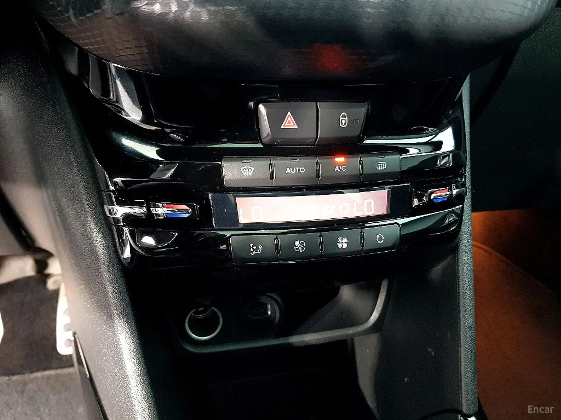 Peugeot 2008. превью 12