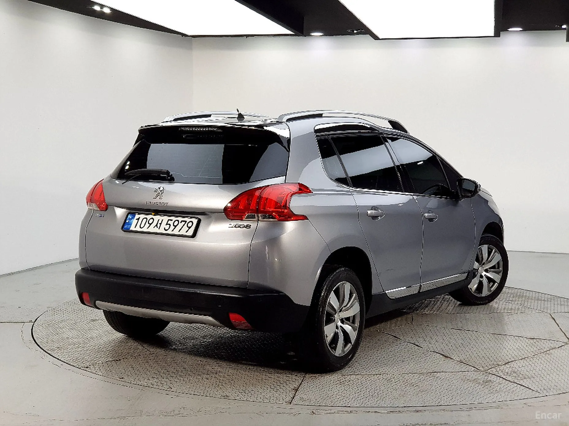 Peugeot 2008. превью 4