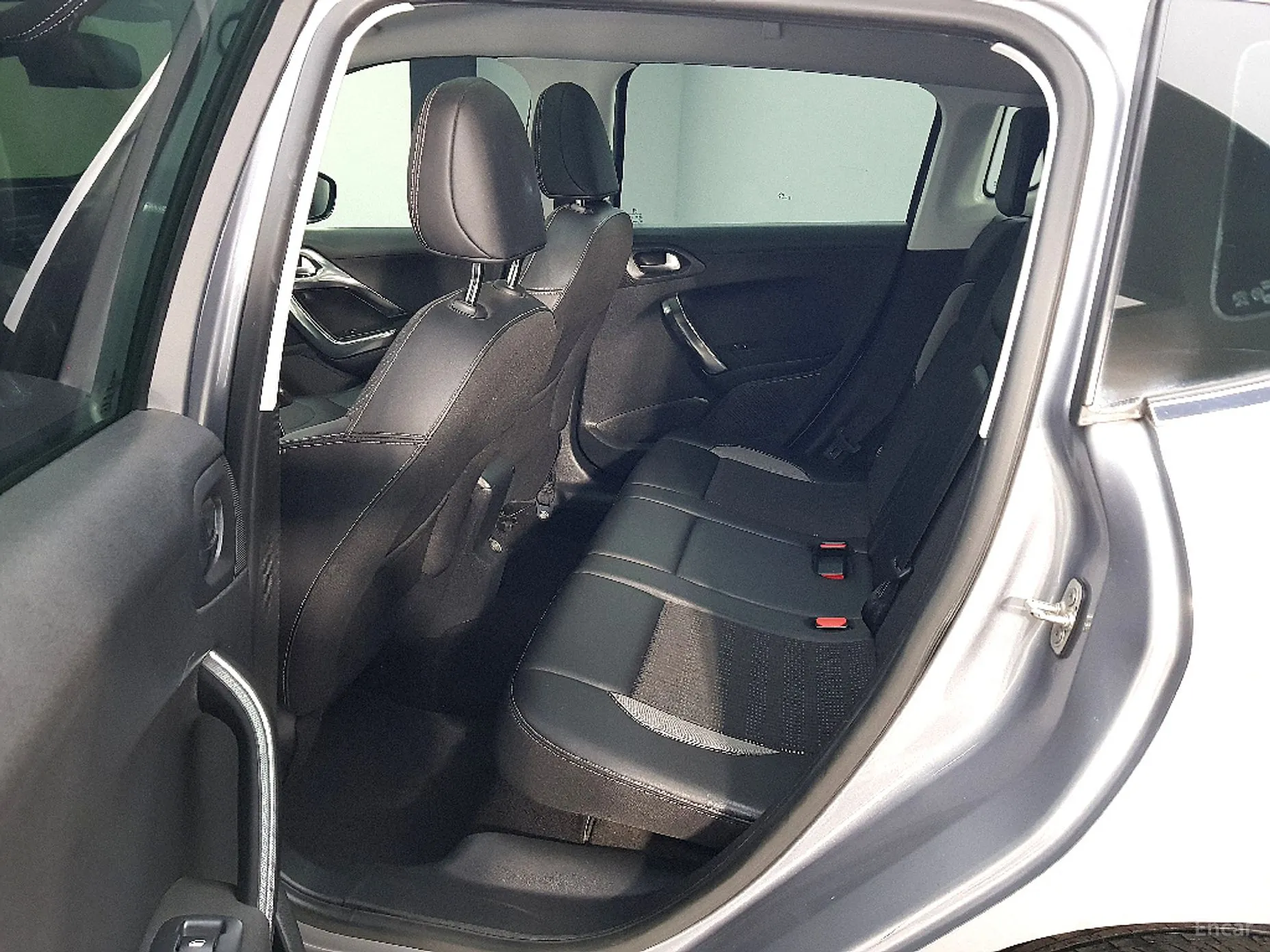 Peugeot 2008. превью 9