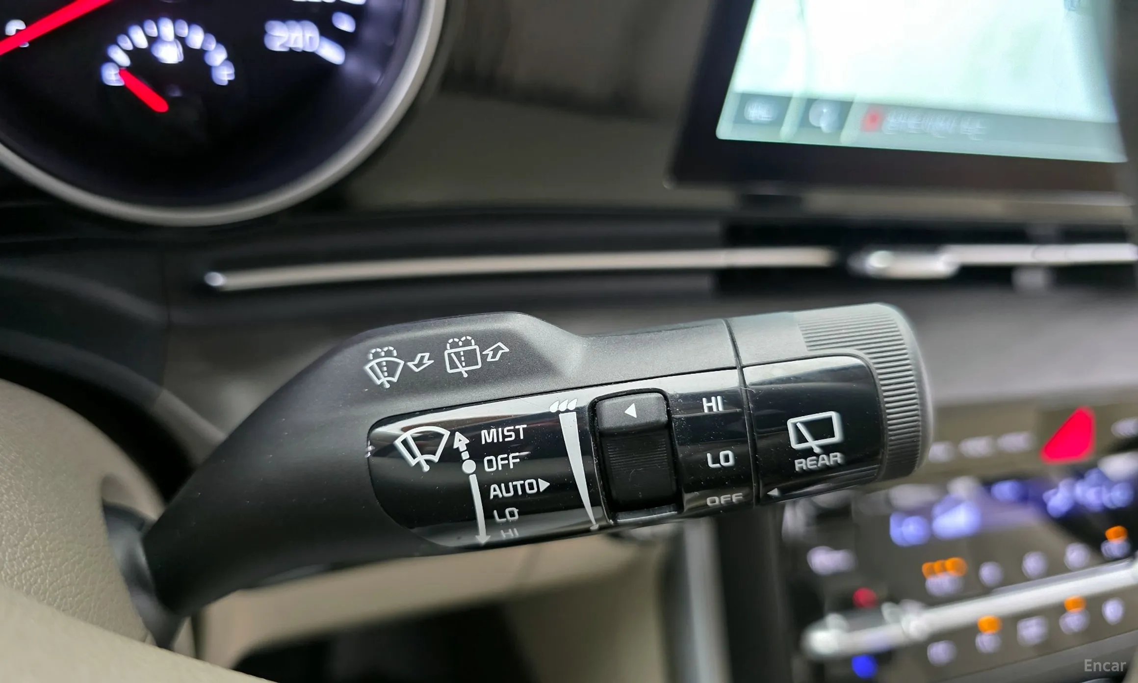 Kia Carnival Gen 4 превью 20