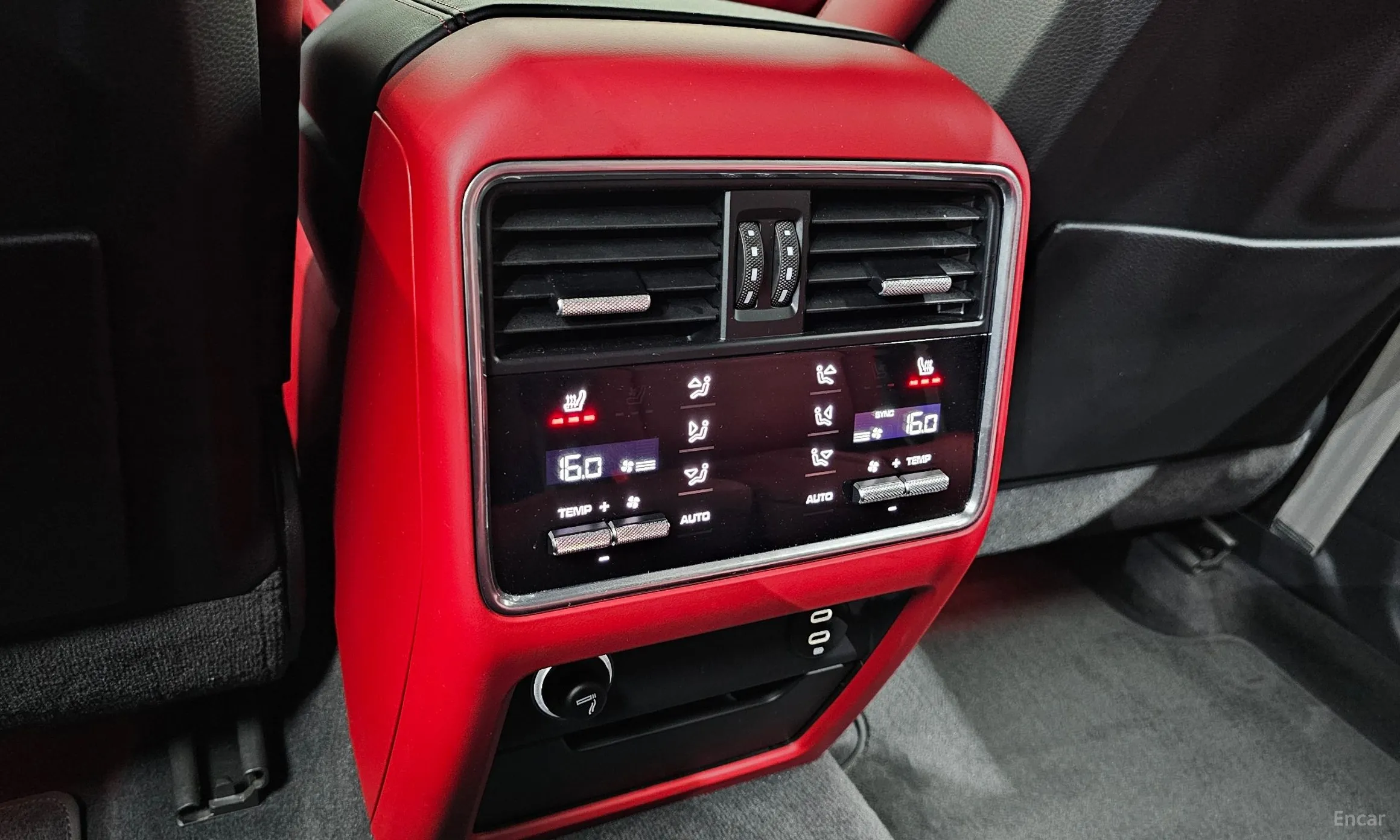 Porsche Cayenne (PO536) превью 20
