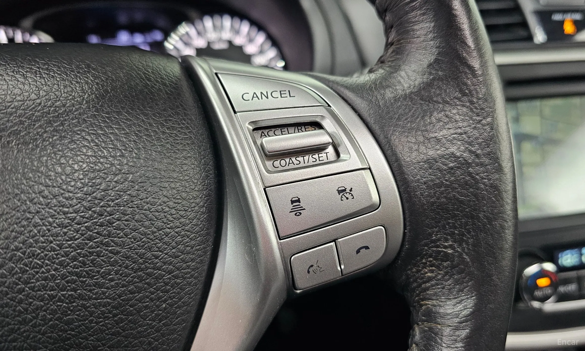 Nissan Altima превью 15