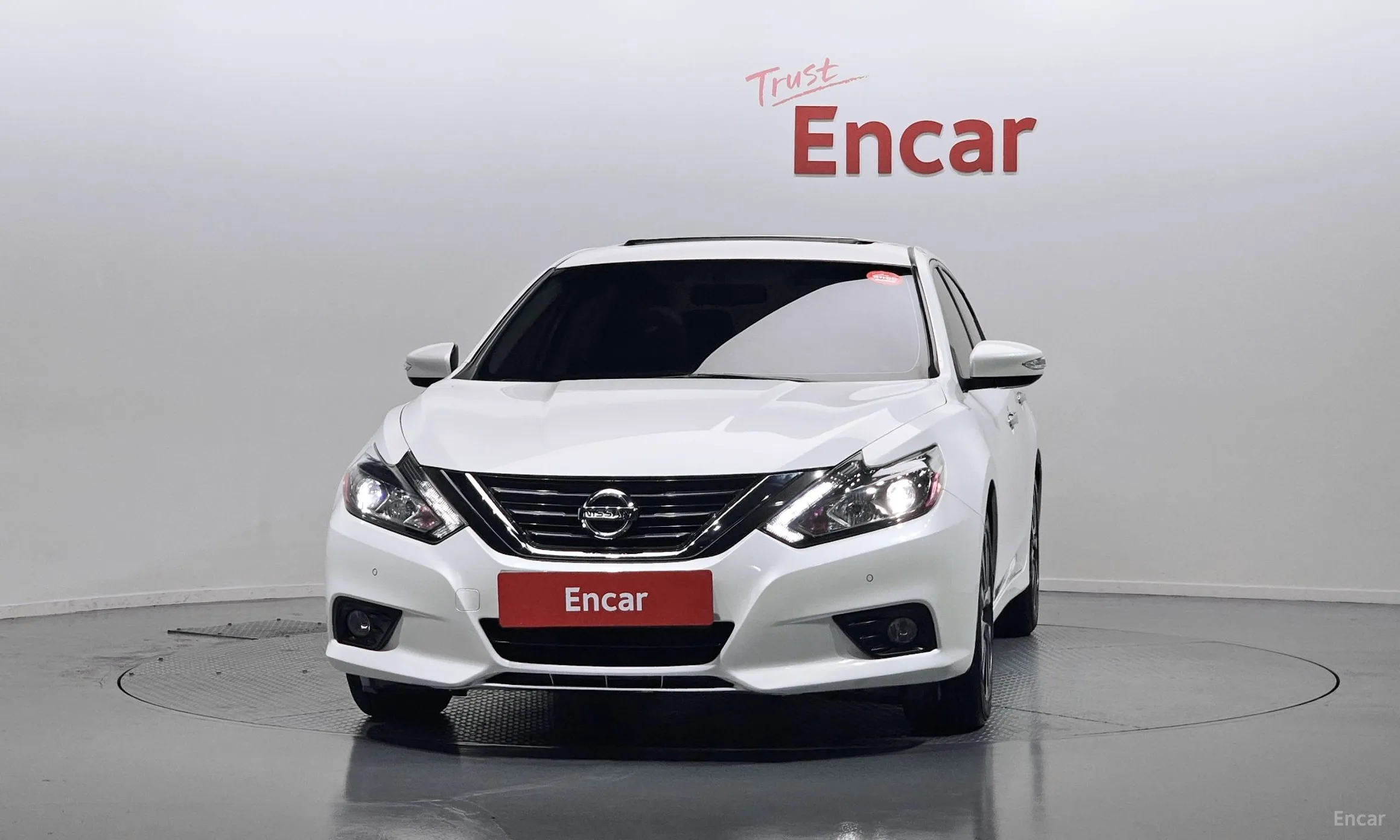Nissan Altima превью 3