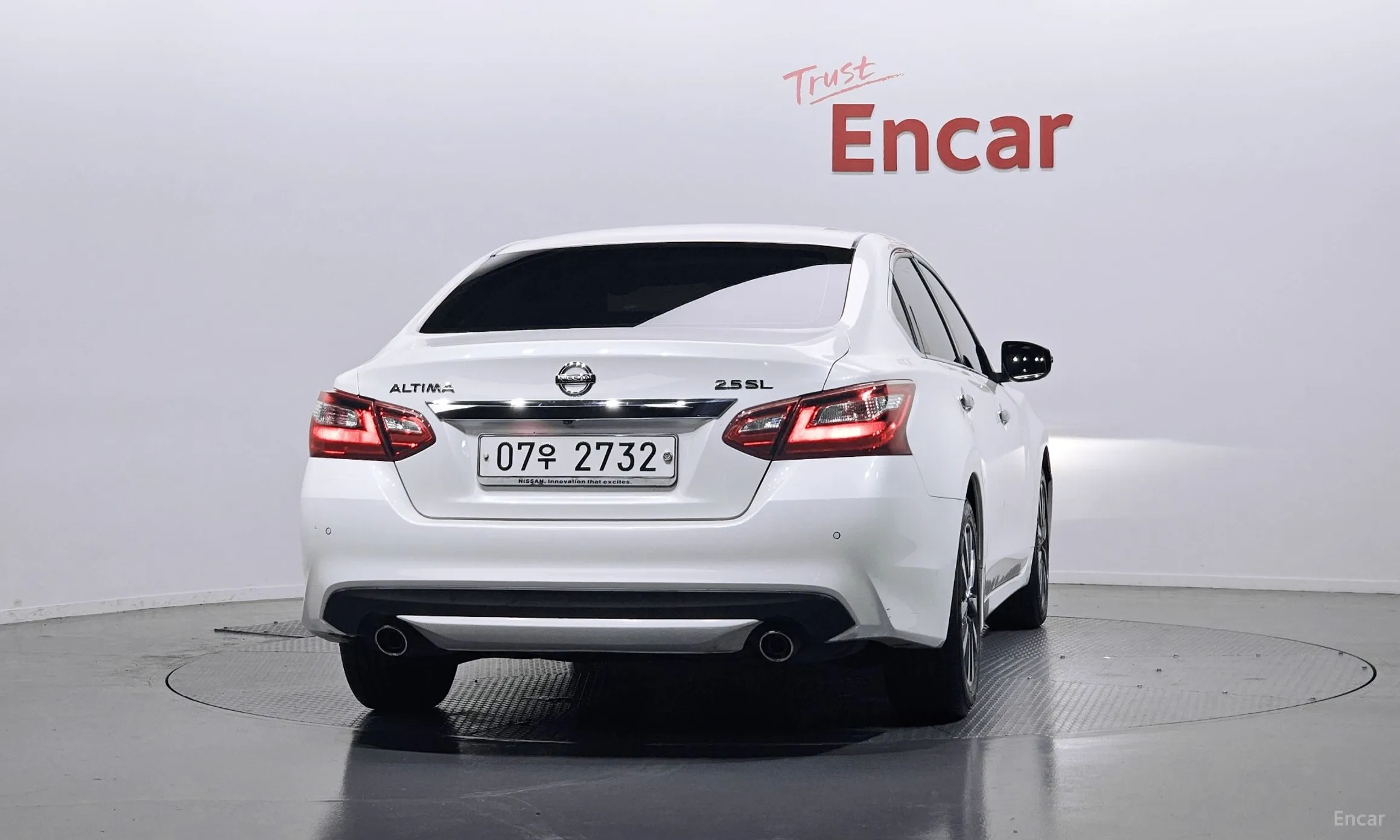 Nissan Altima превью 4