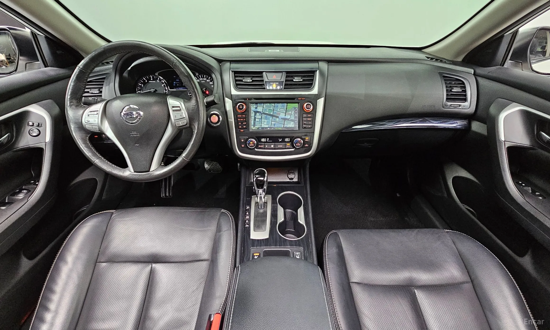 Nissan Altima превью 7