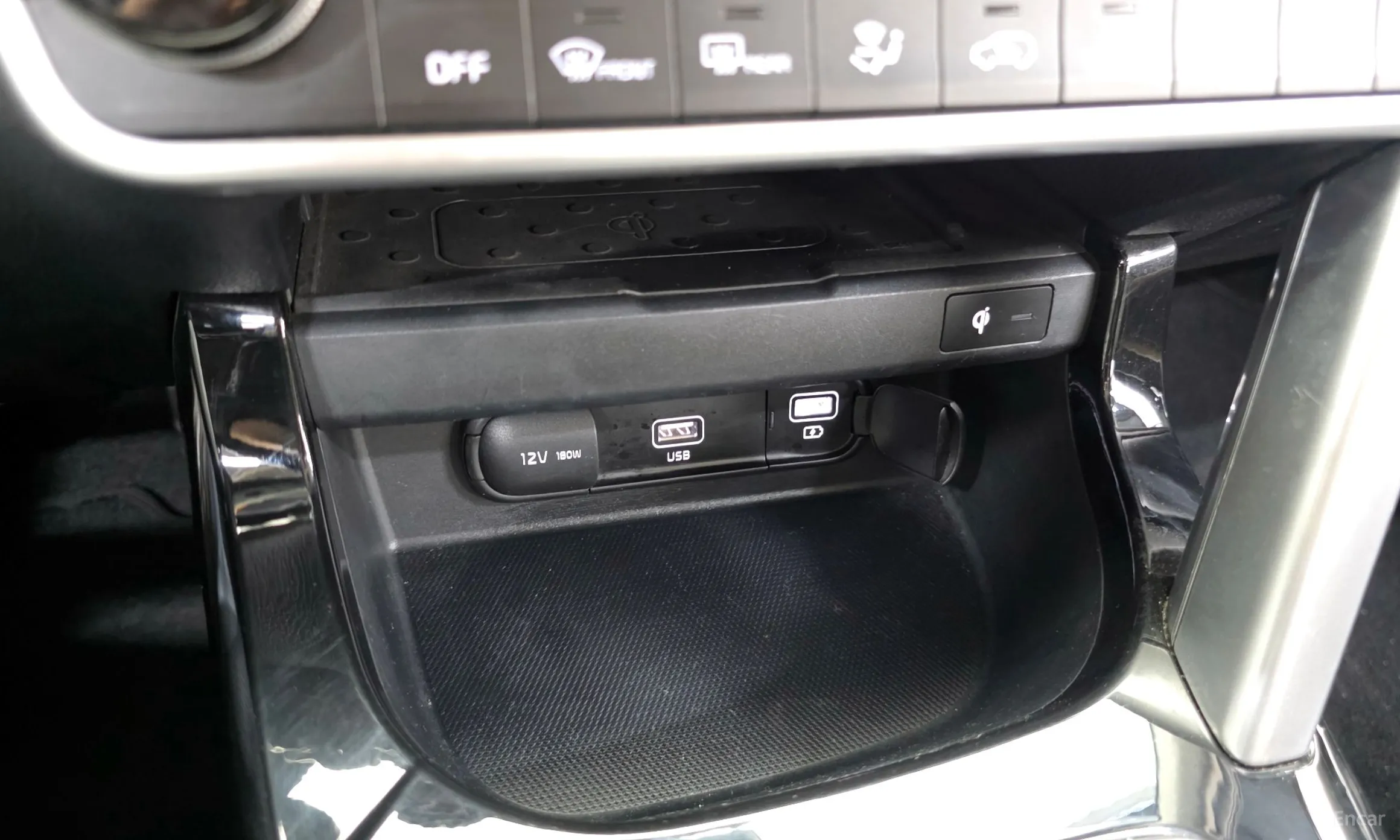 Kia Seltos превью 12