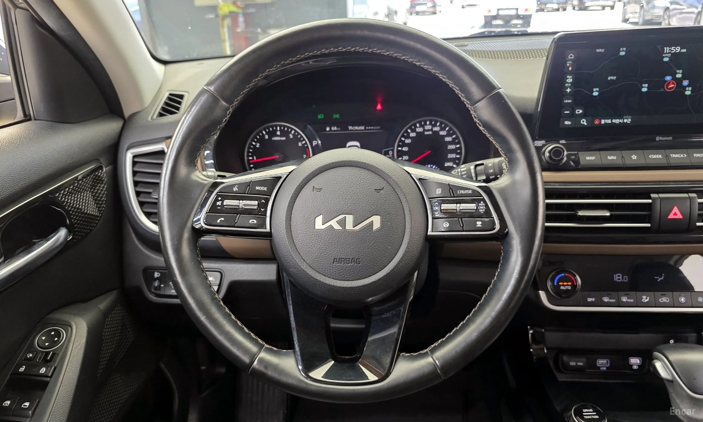 Kia Seltos превью 15