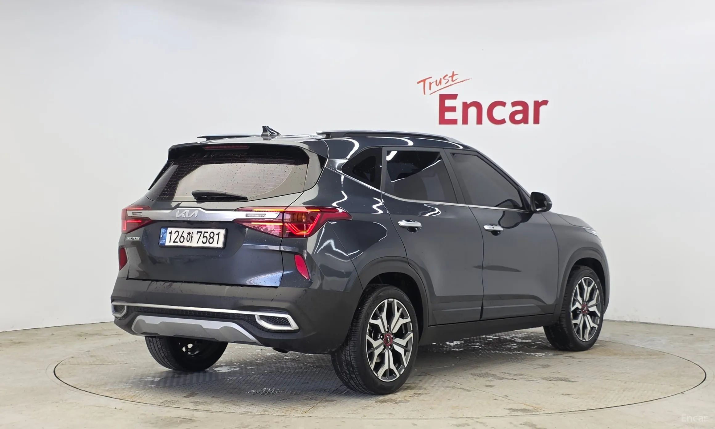 Kia Seltos превью 2