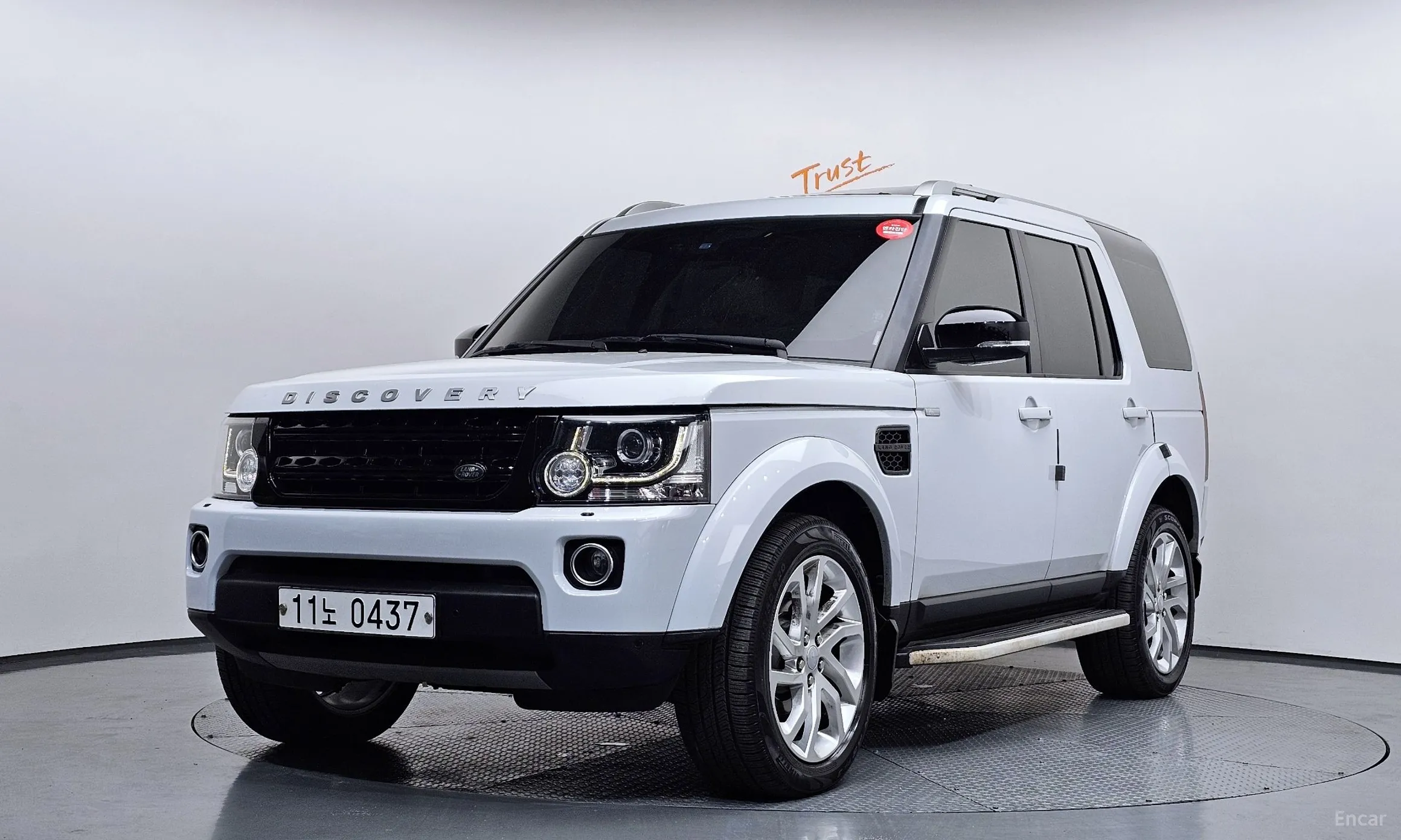 Land Rover Discovery 4