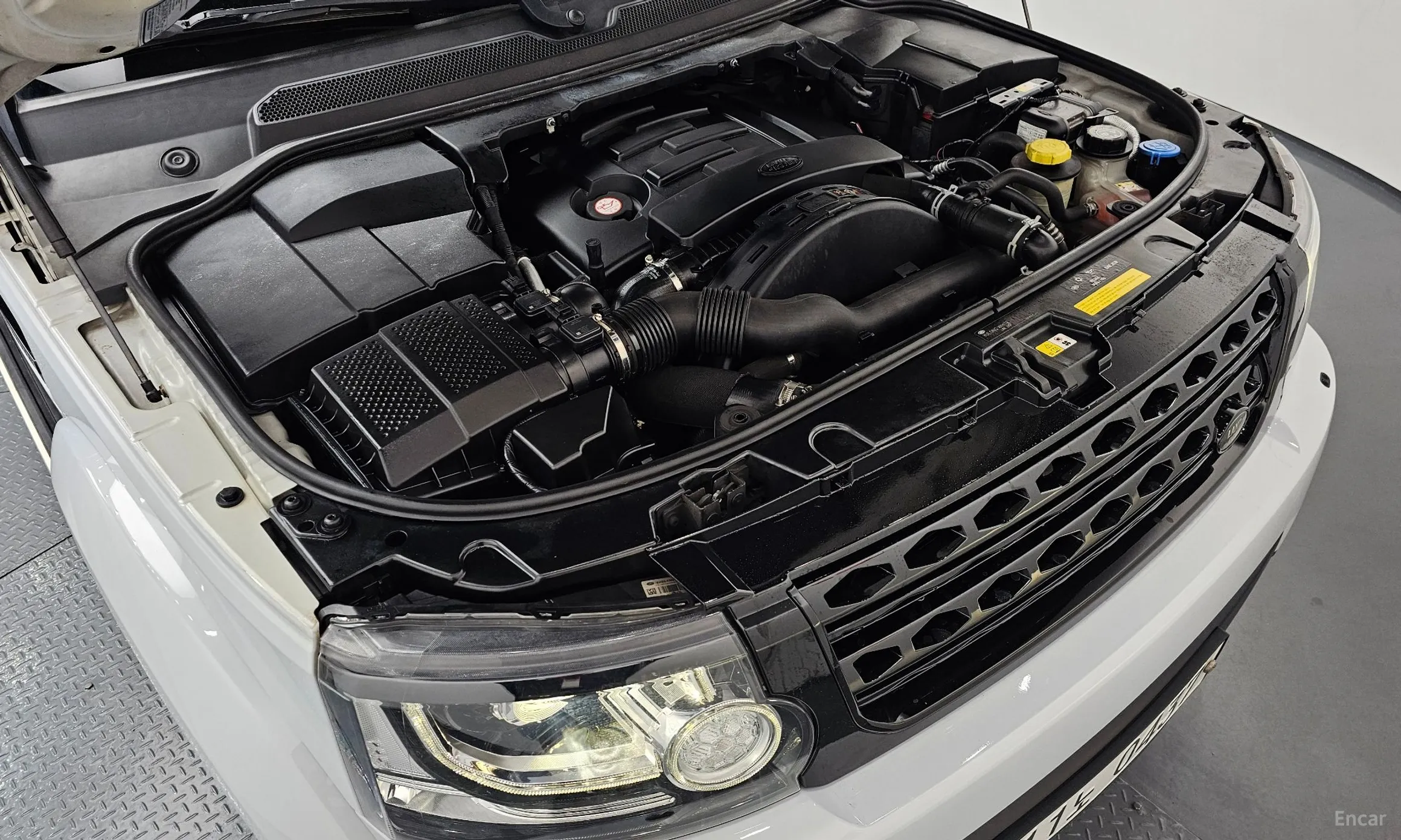Land Rover Discovery 4 превью 6