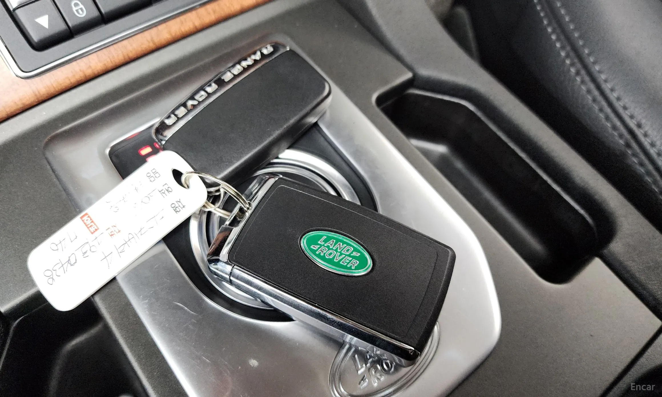 Land Rover Discovery 4 превью 14