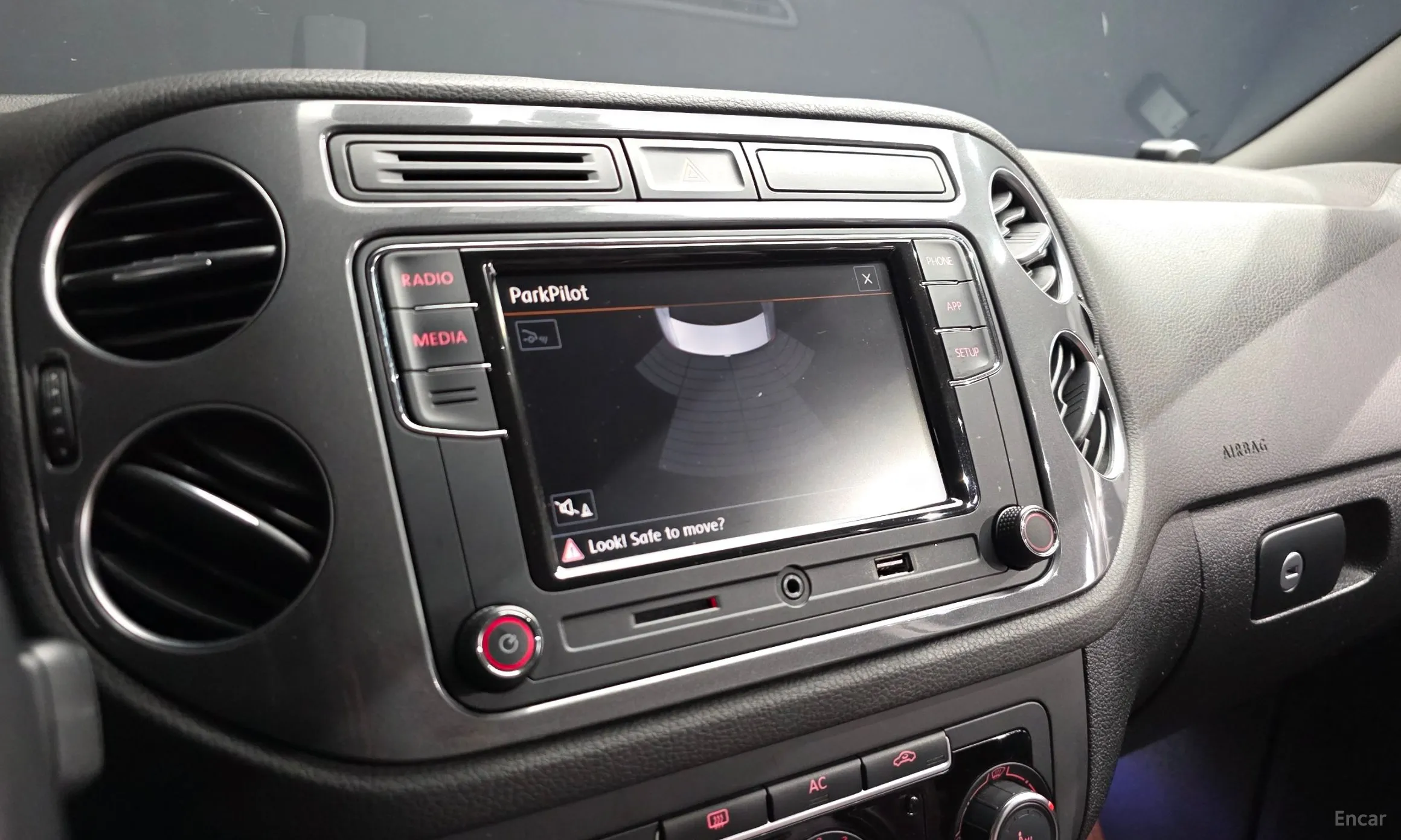 Volkswagen New Tiguan превью 15
