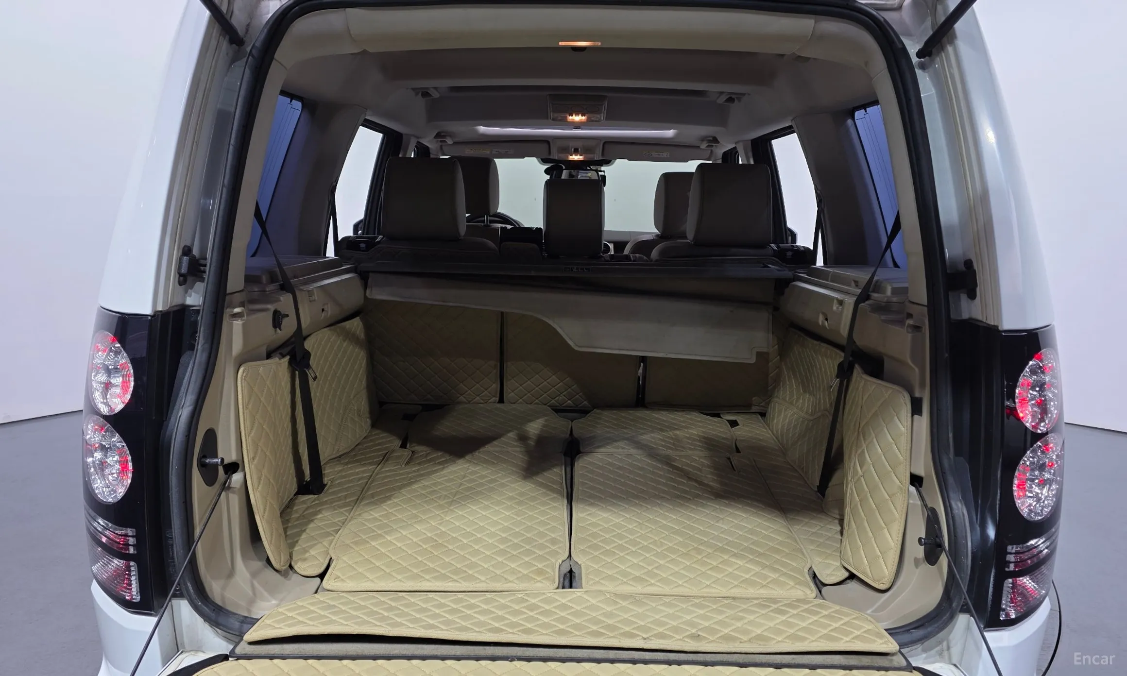 Land Rover Discovery 4 превью 20