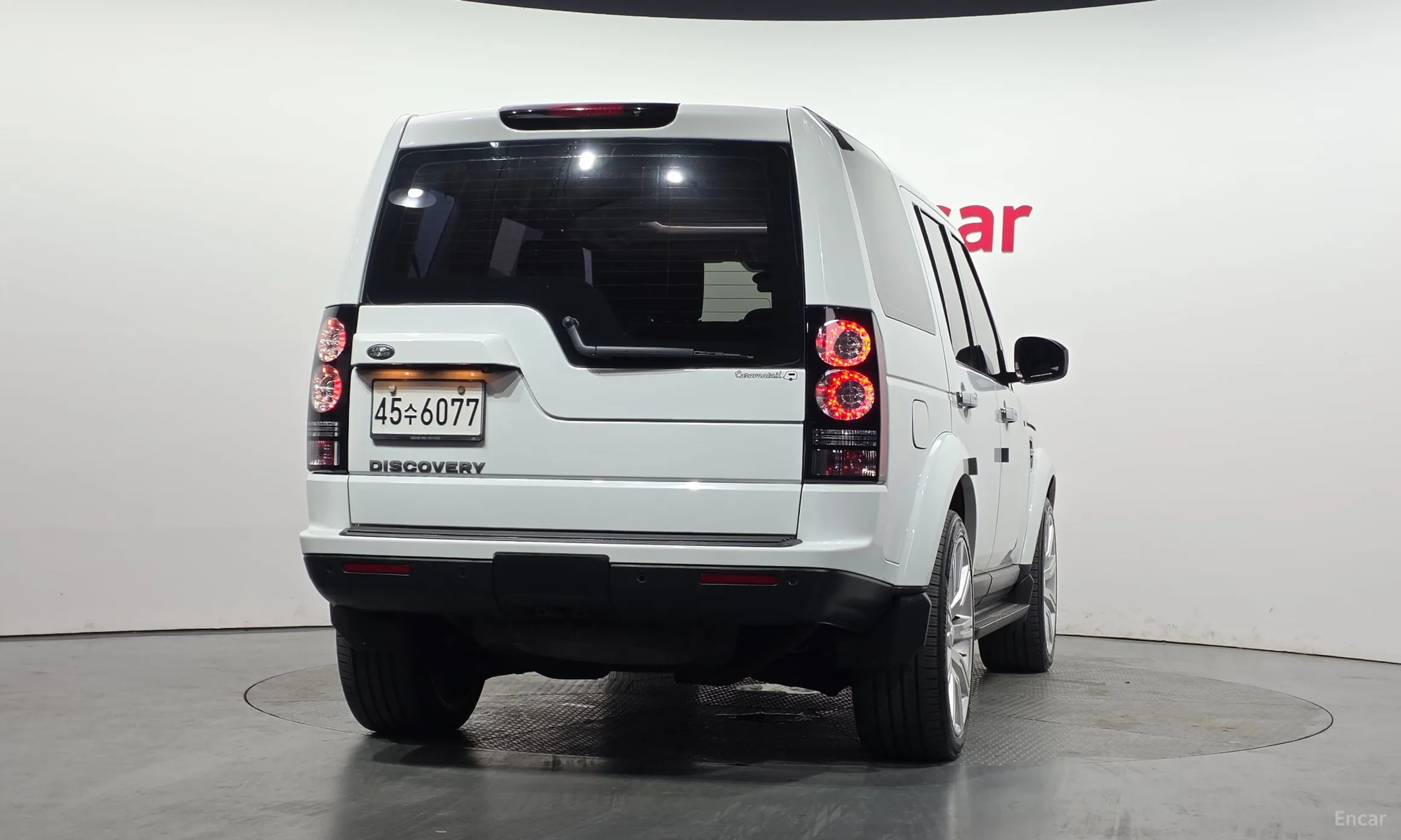 Land Rover Discovery 4 превью 4