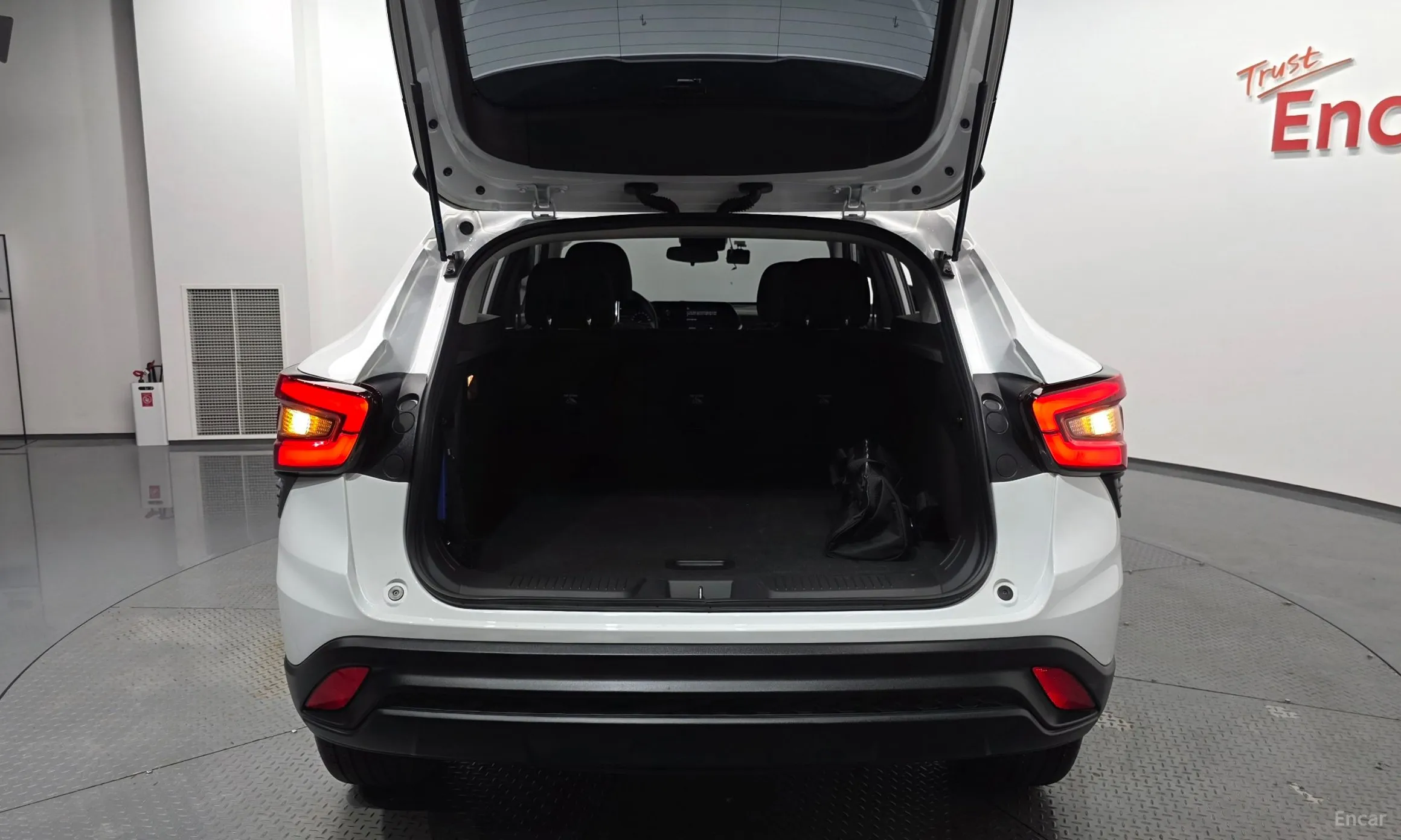 Chevrolet (GM Daewoo) Trax Crossover превью 20