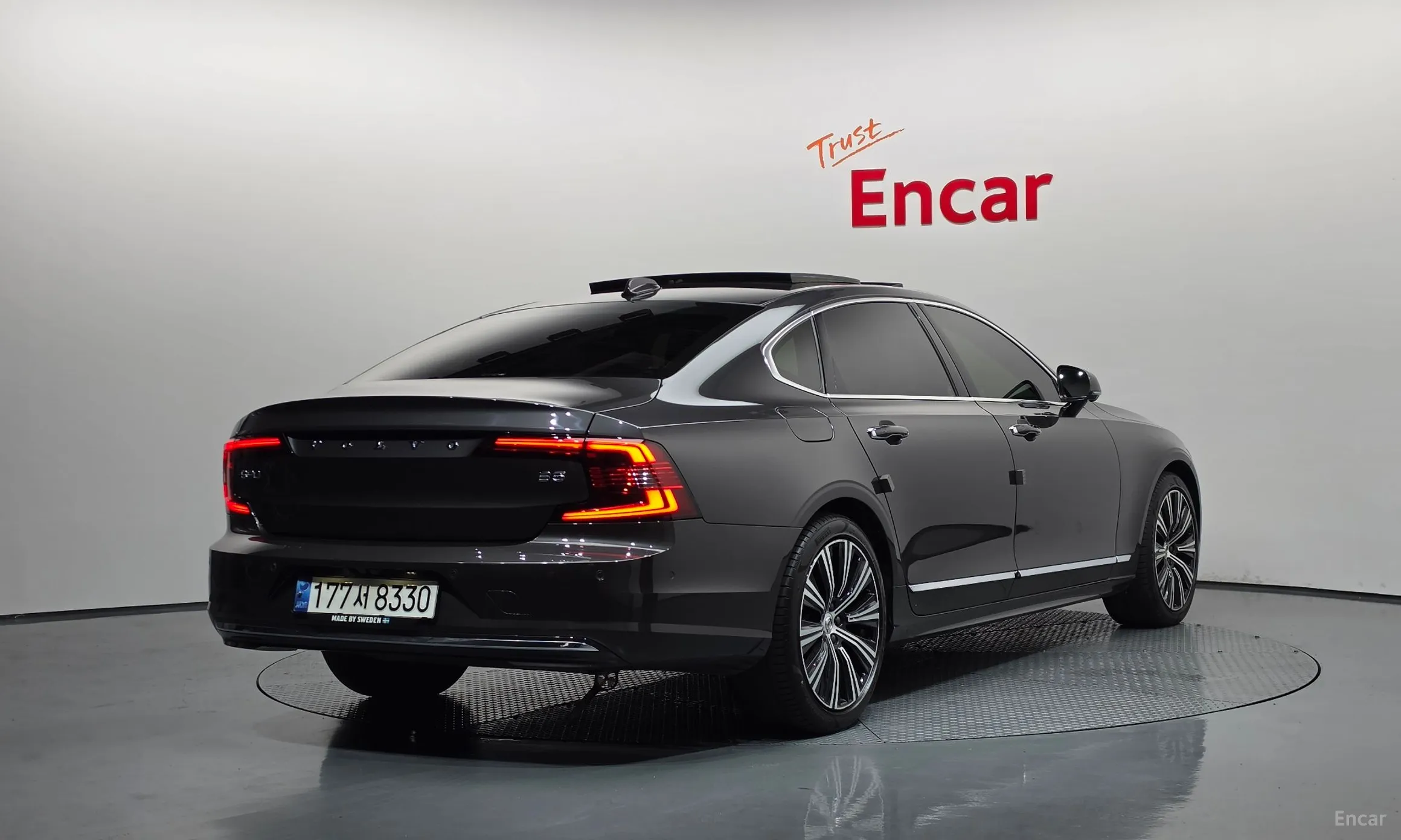 Volvo S90 превью 2