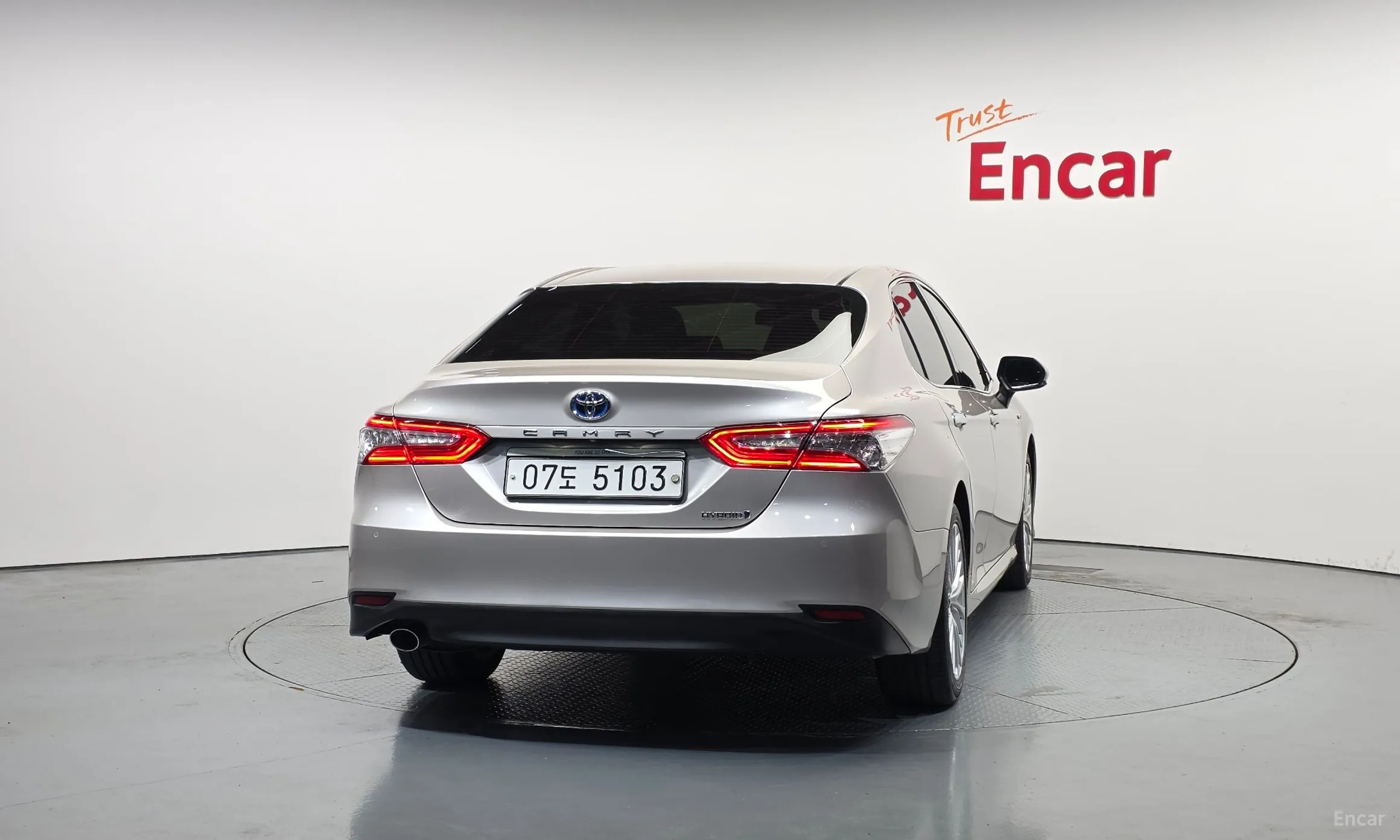 Toyota Camry (XV70) превью 4